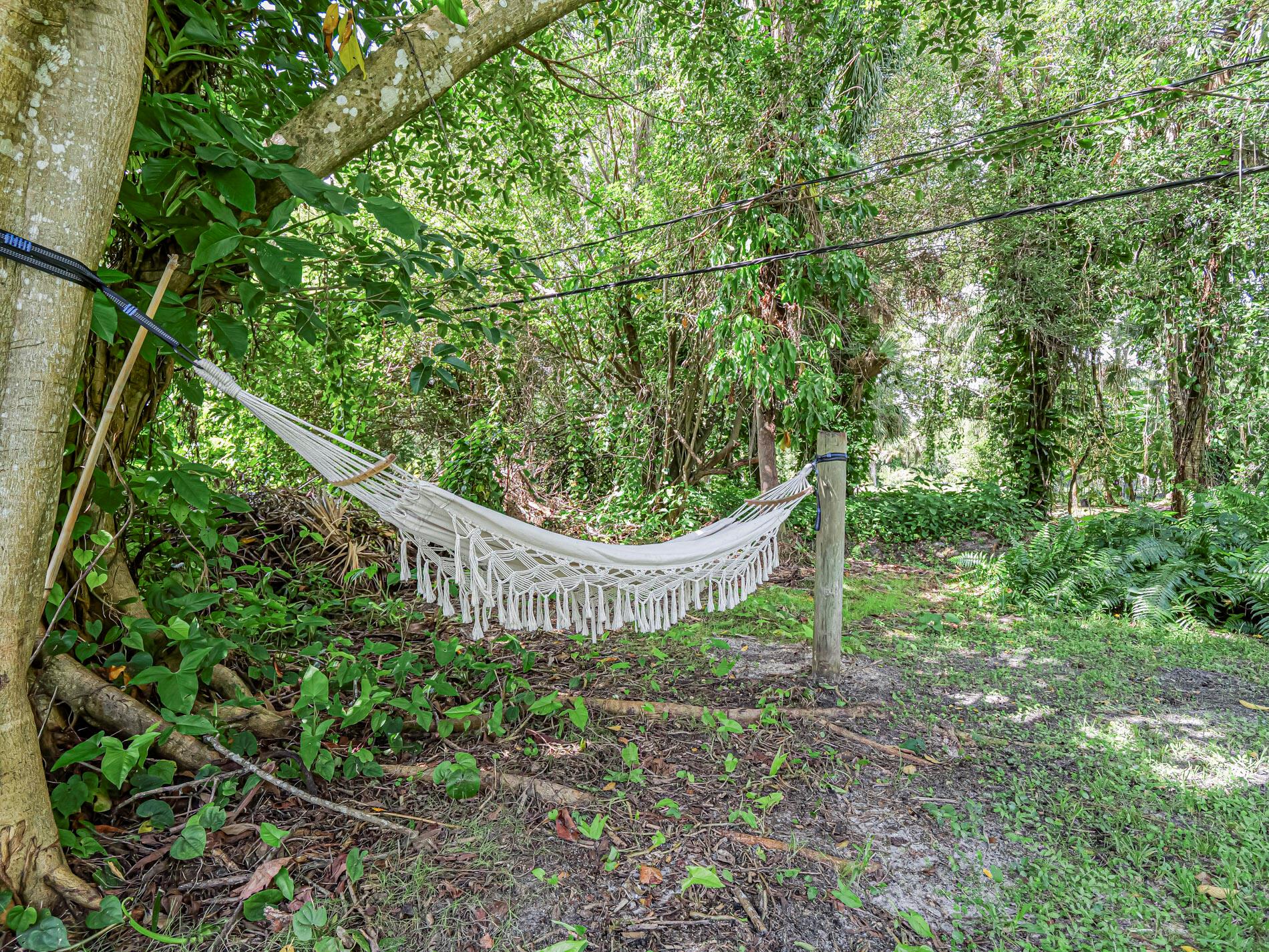 PINE-METTO PARK - Residential