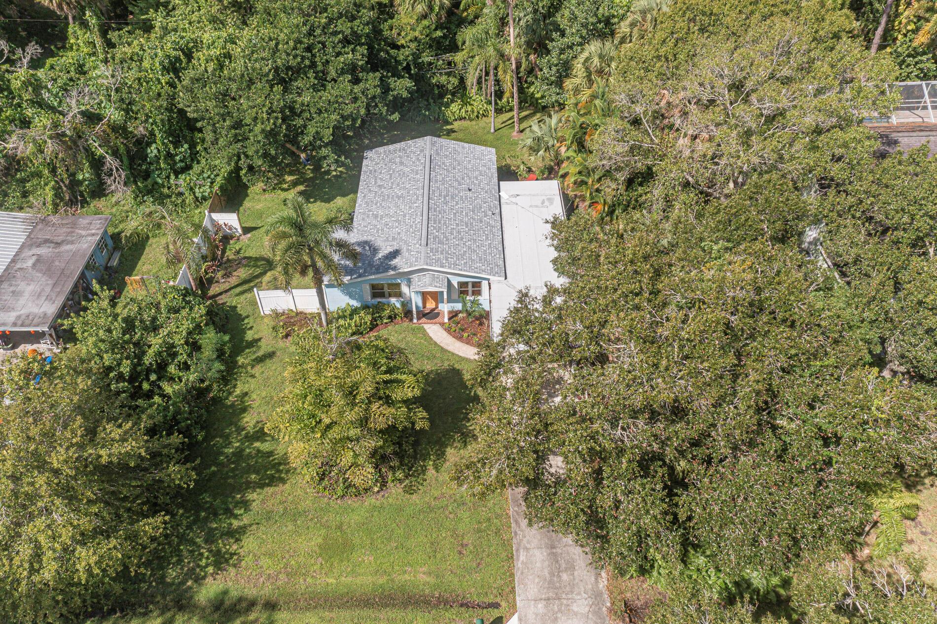 PINE-METTO PARK - Residential