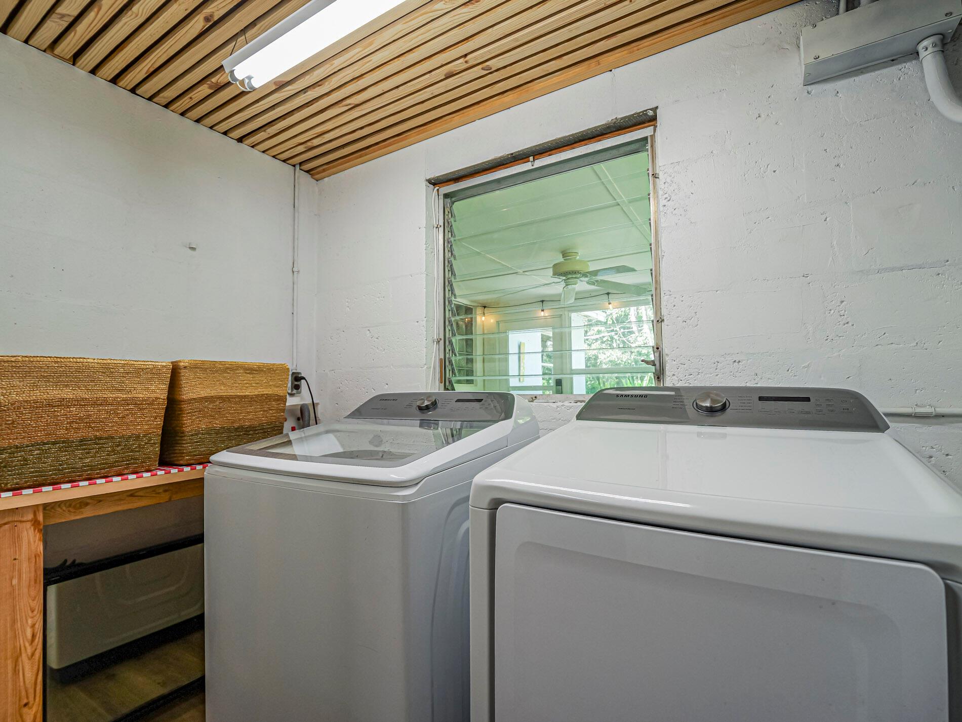 PINE-METTO PARK - Residential