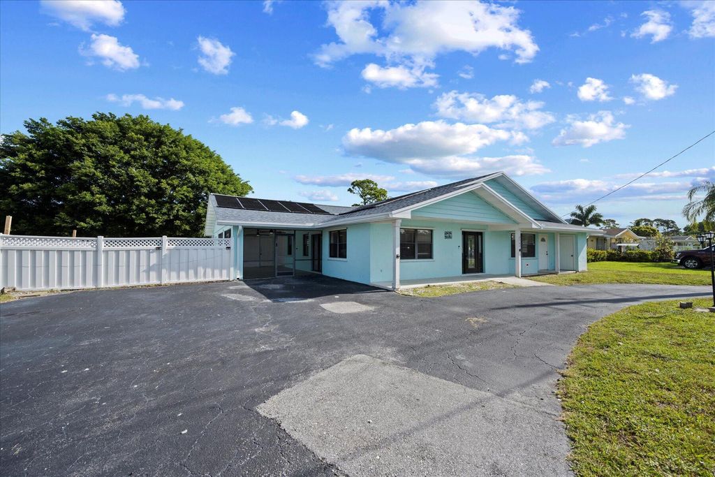 Photo of 2747 SE Normand Street, Stuart, FL 34997 (MLS # R10902648)