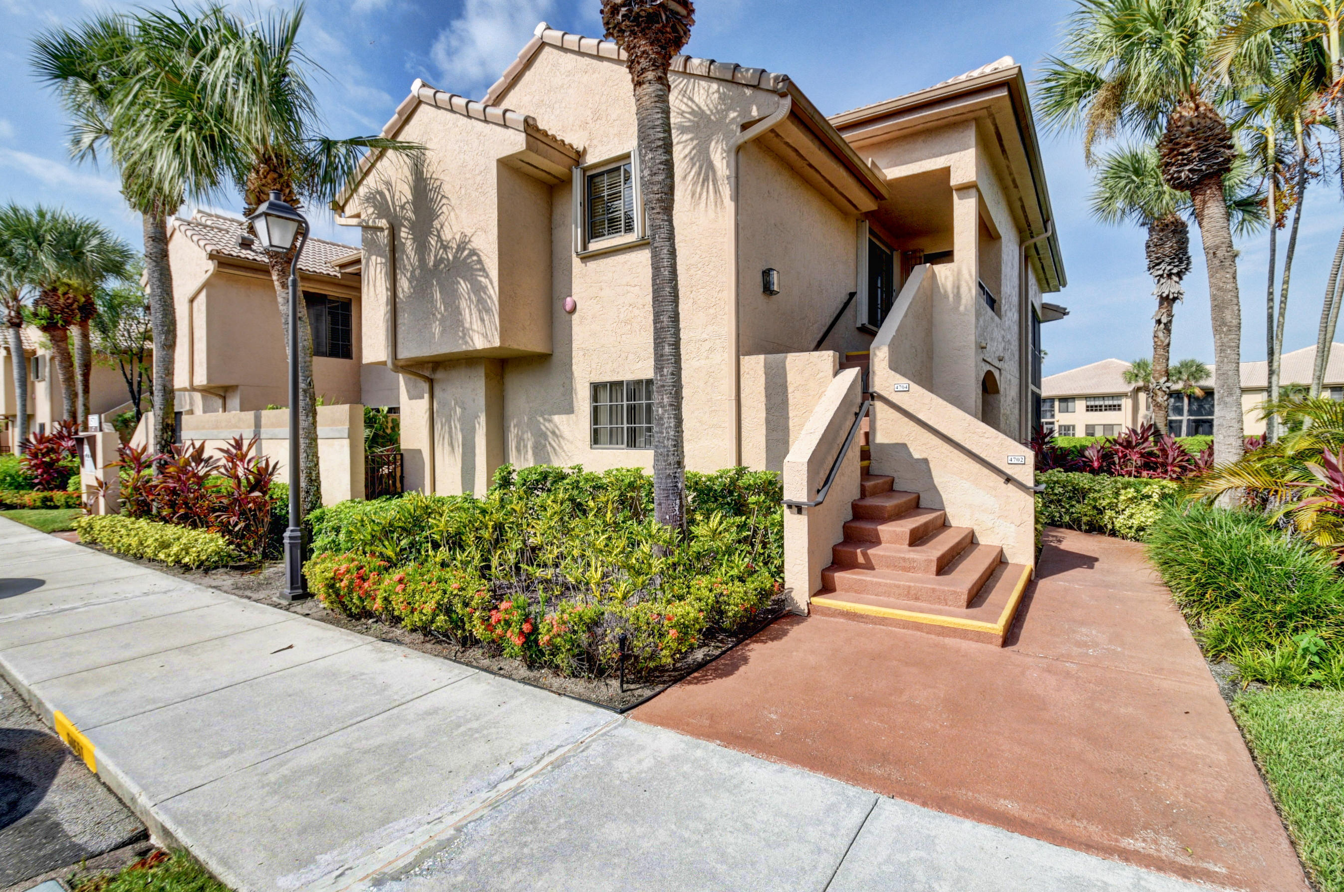 GLENEAGLES CONDO III - Residential Lease