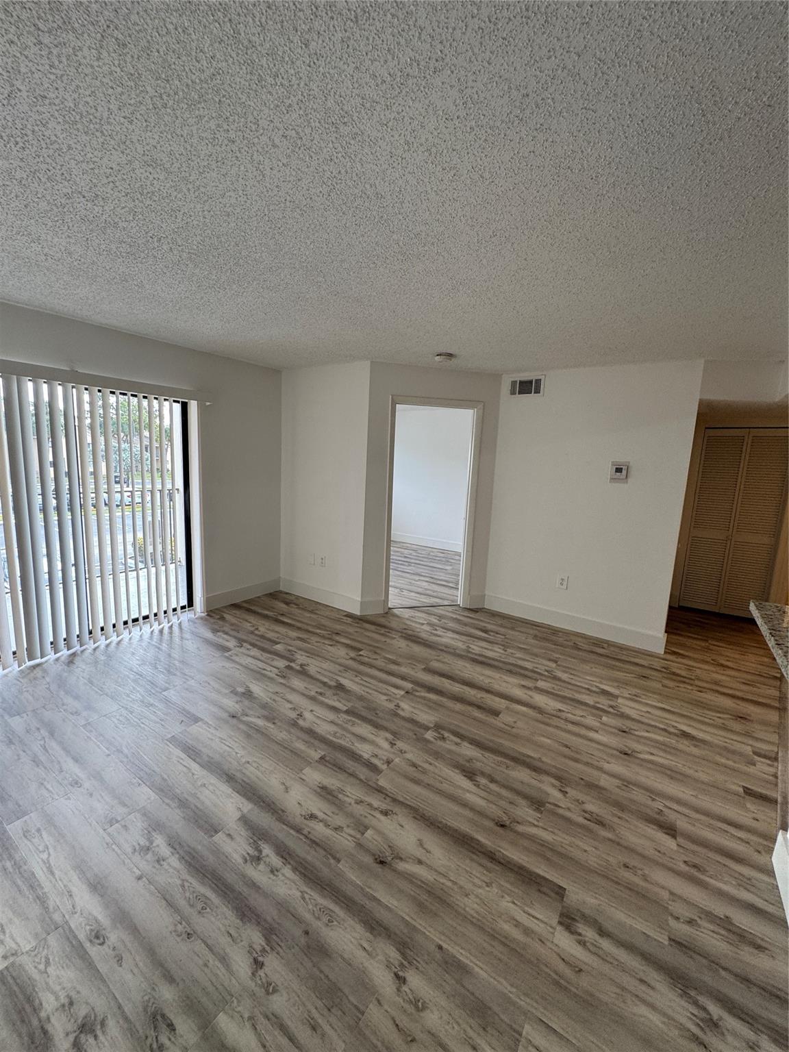 The Palms Of Pembroke Con - Residential Lease