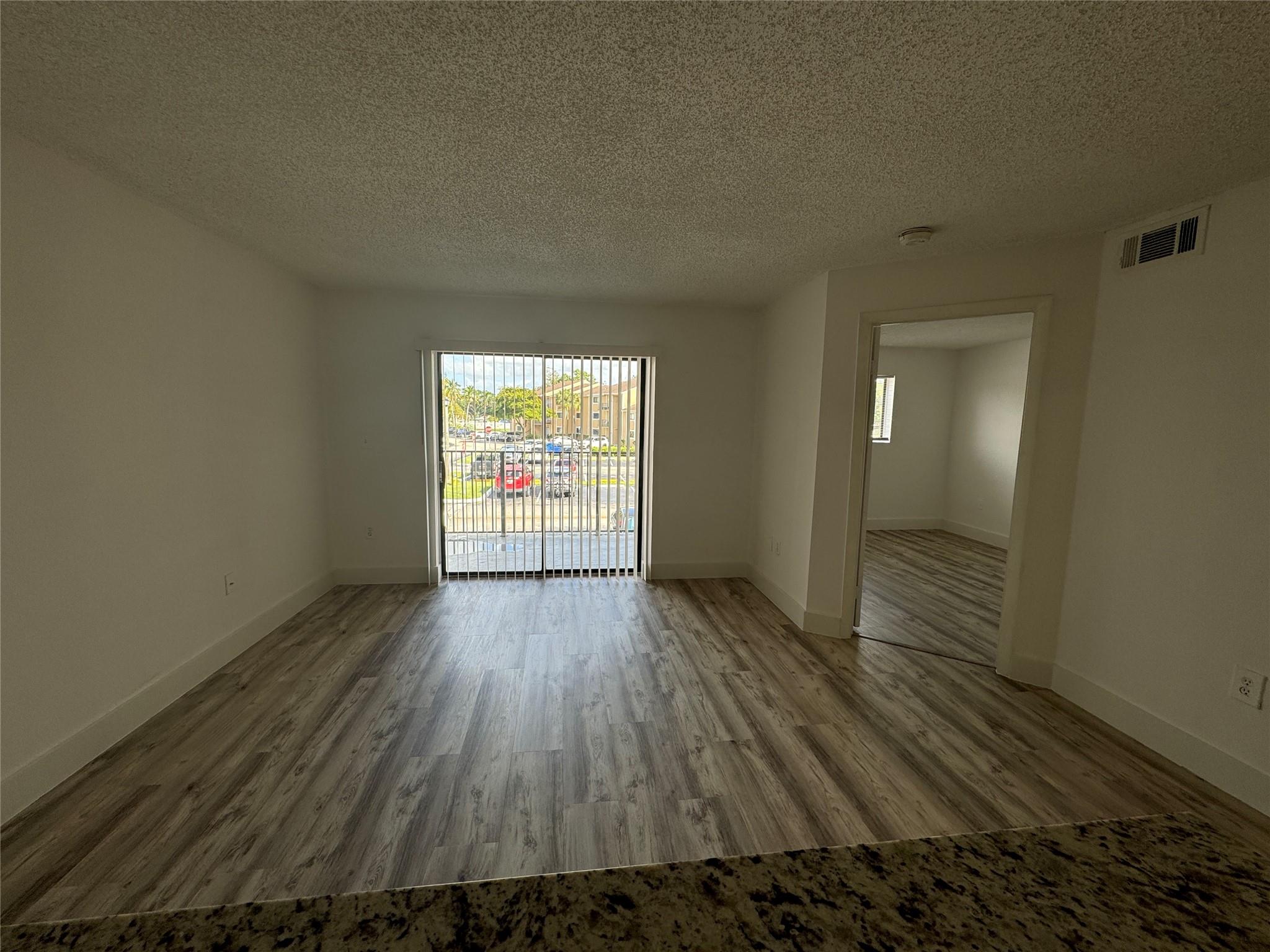 The Palms Of Pembroke Con - Residential Lease