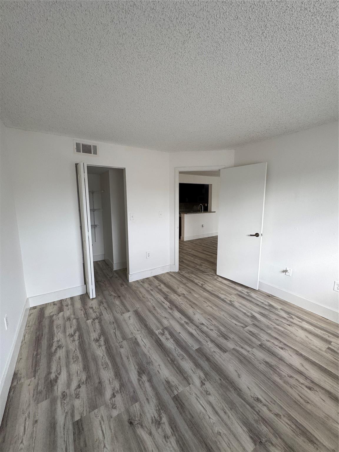 The Palms Of Pembroke Con - Residential Lease