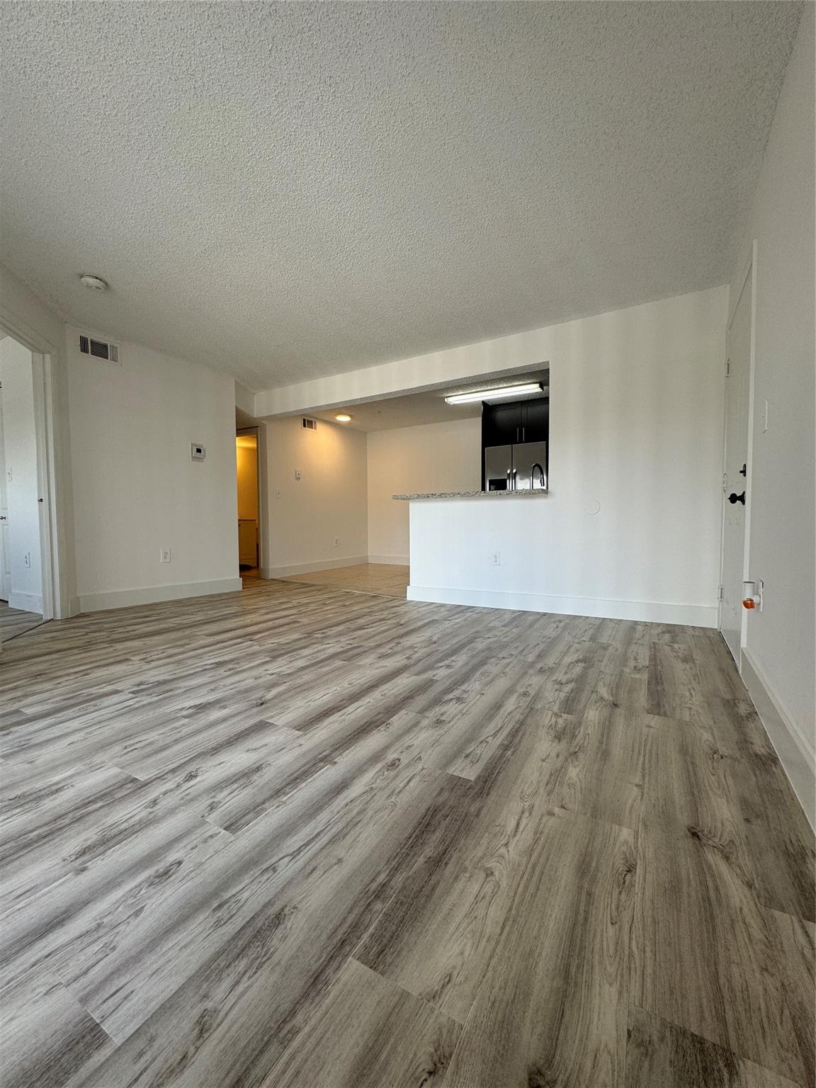 The Palms Of Pembroke Con - Residential Lease