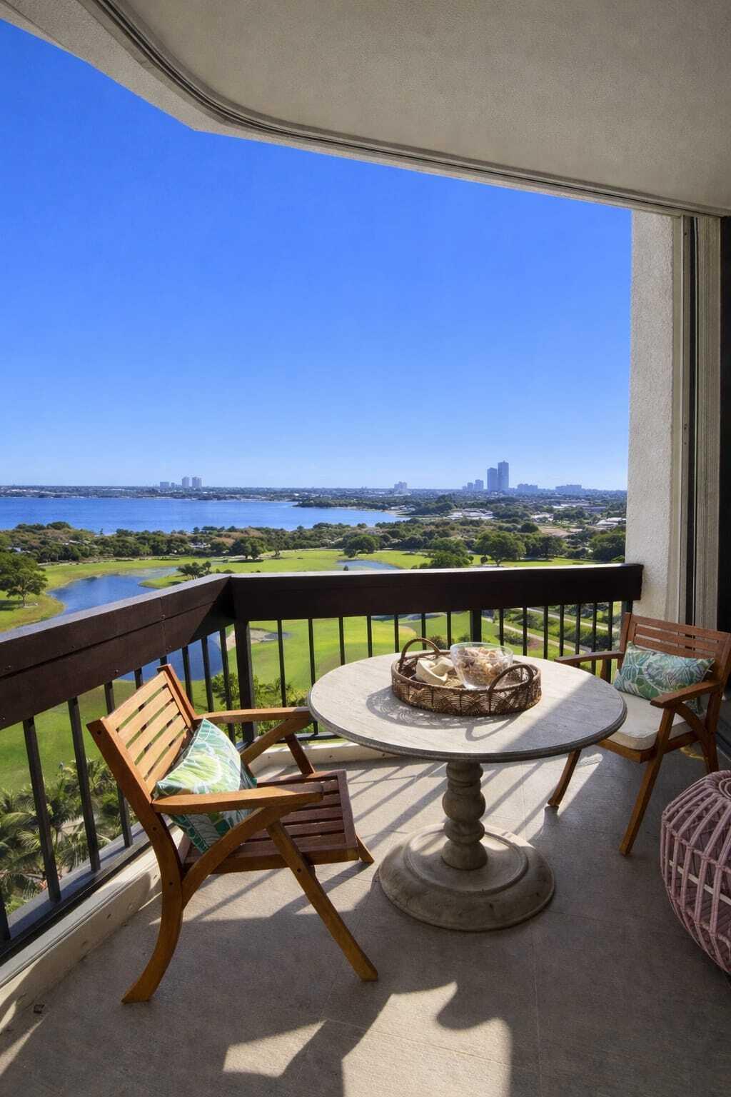 2000 Presidential Way 1403