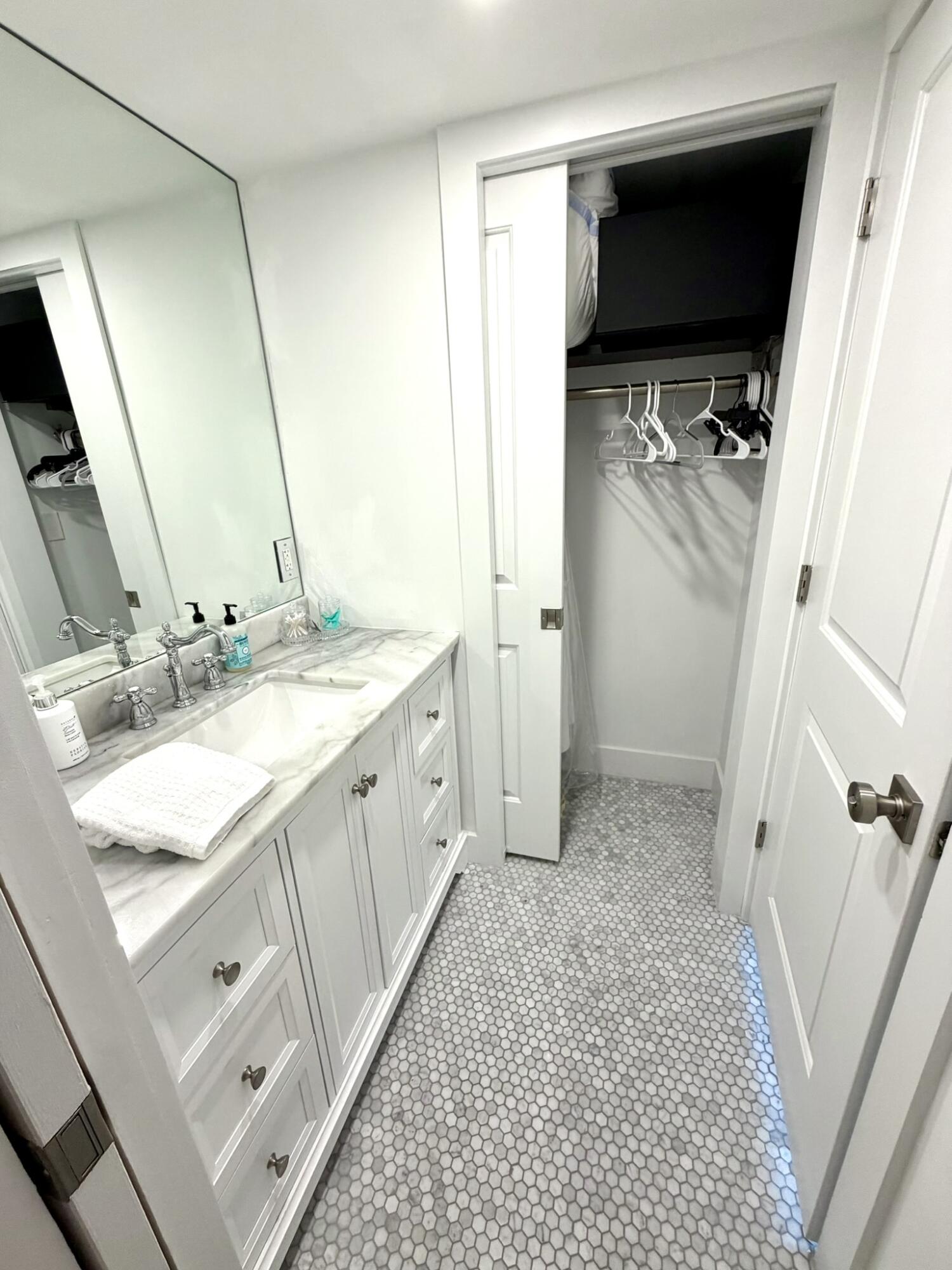 LANDS OF THE PRESIDENT CONDO 2 , - Residential