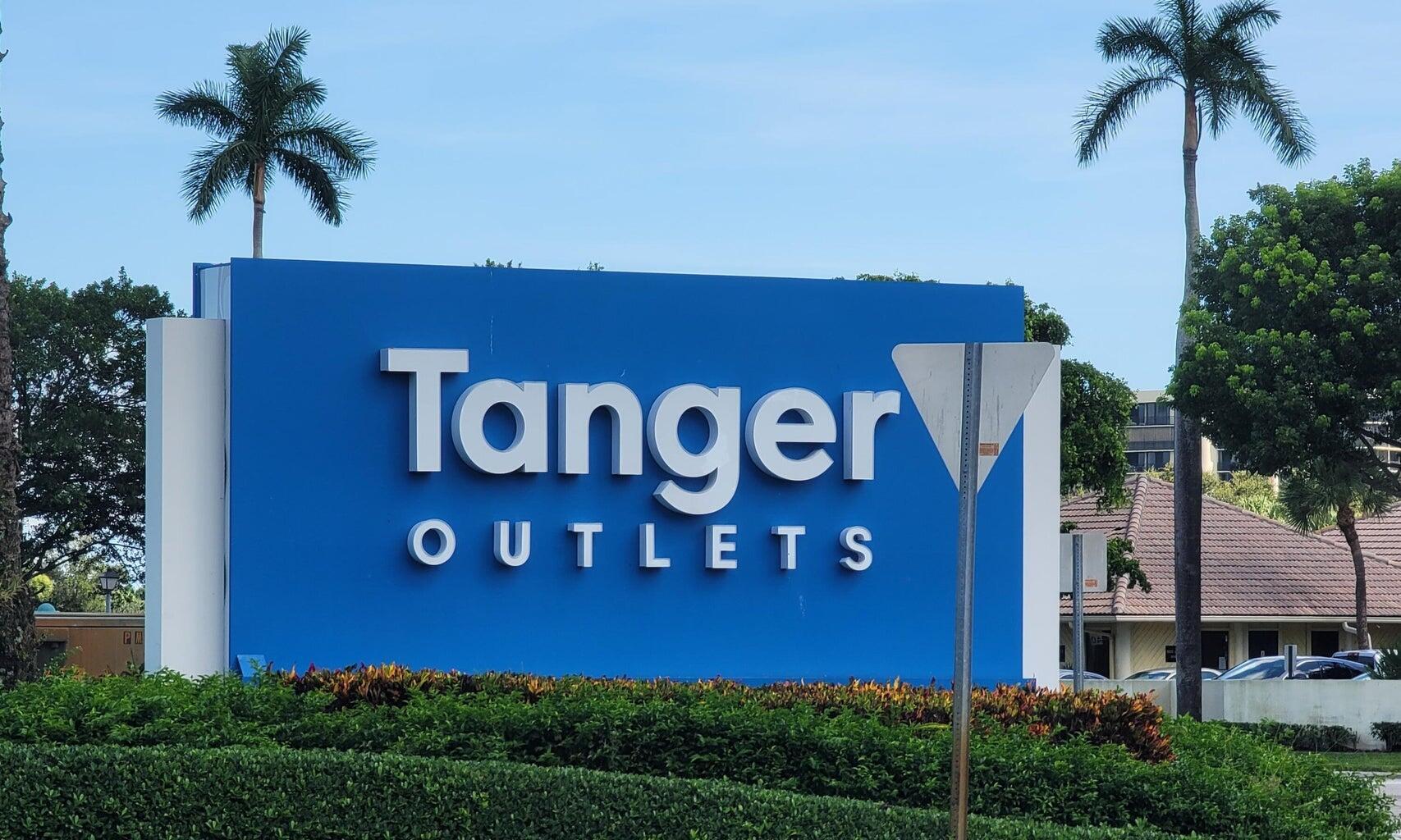 LANDS OF THE PRESIDENT CONDO 2 , - Residential