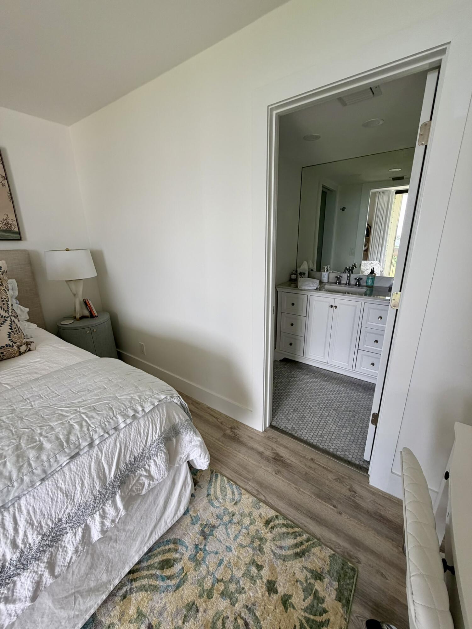 LANDS OF THE PRESIDENT CONDO 2 , - Residential