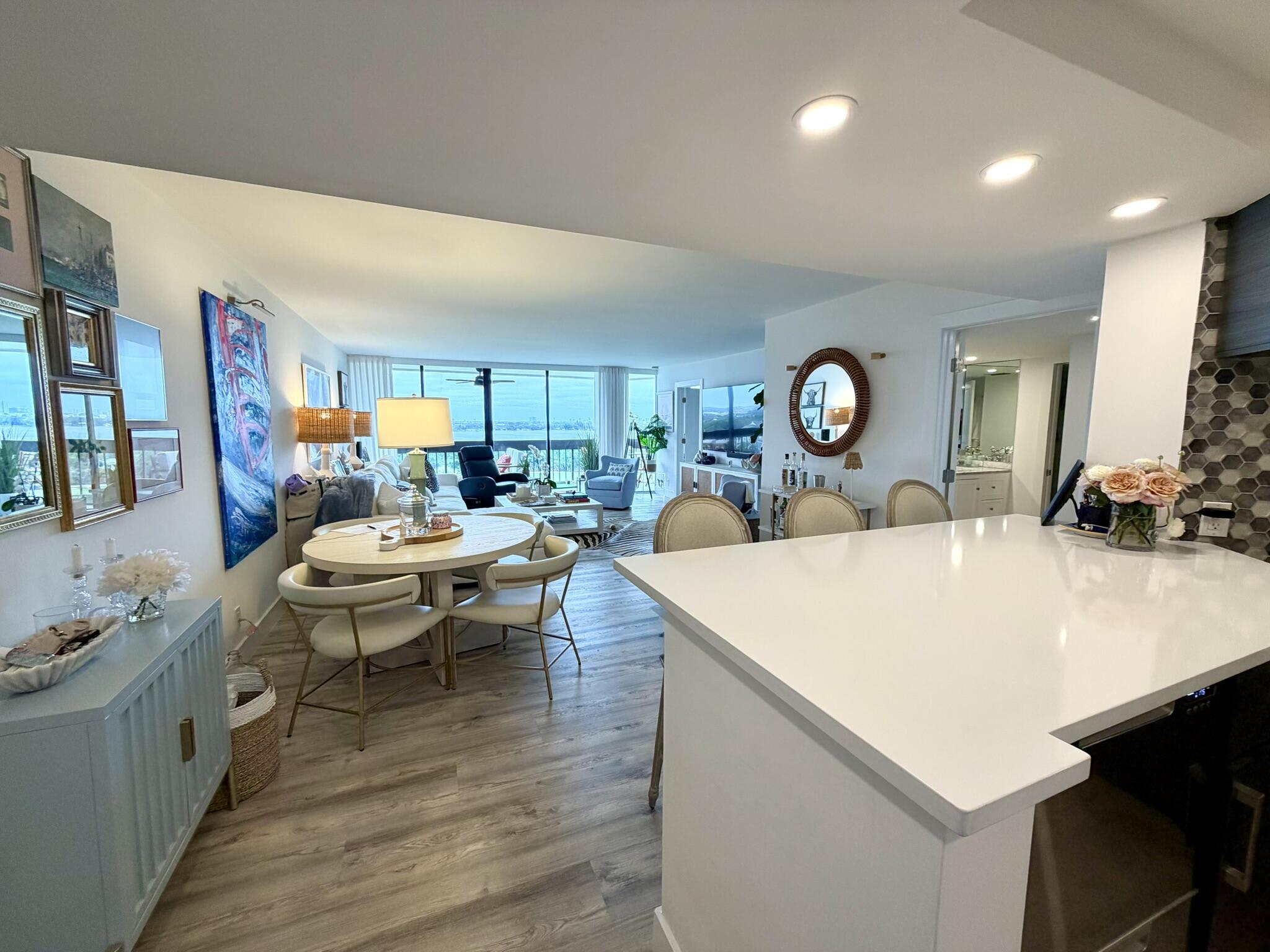 LANDS OF THE PRESIDENT CONDO 2 , - Residential