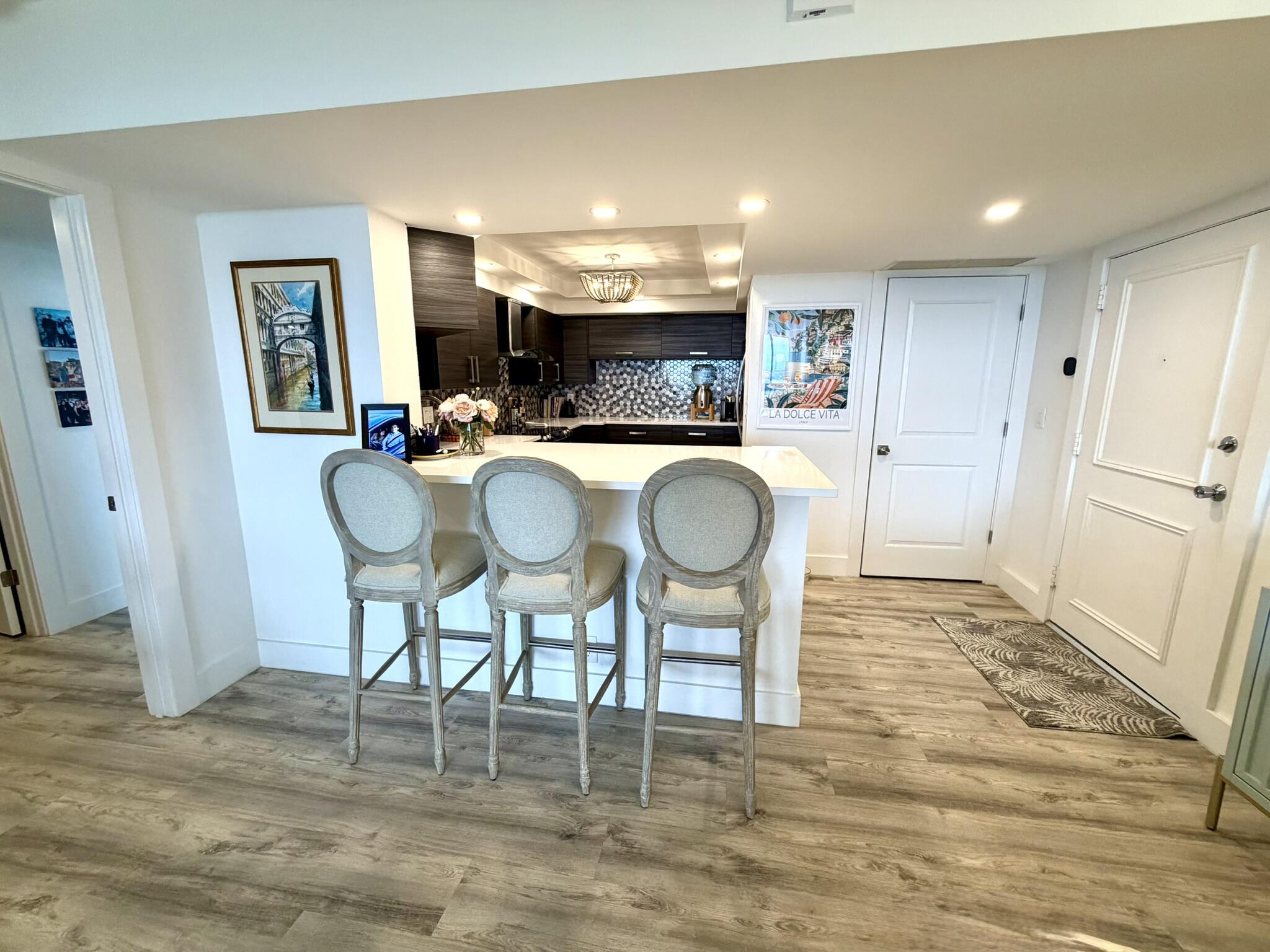 LANDS OF THE PRESIDENT CONDO 2 , - Residential