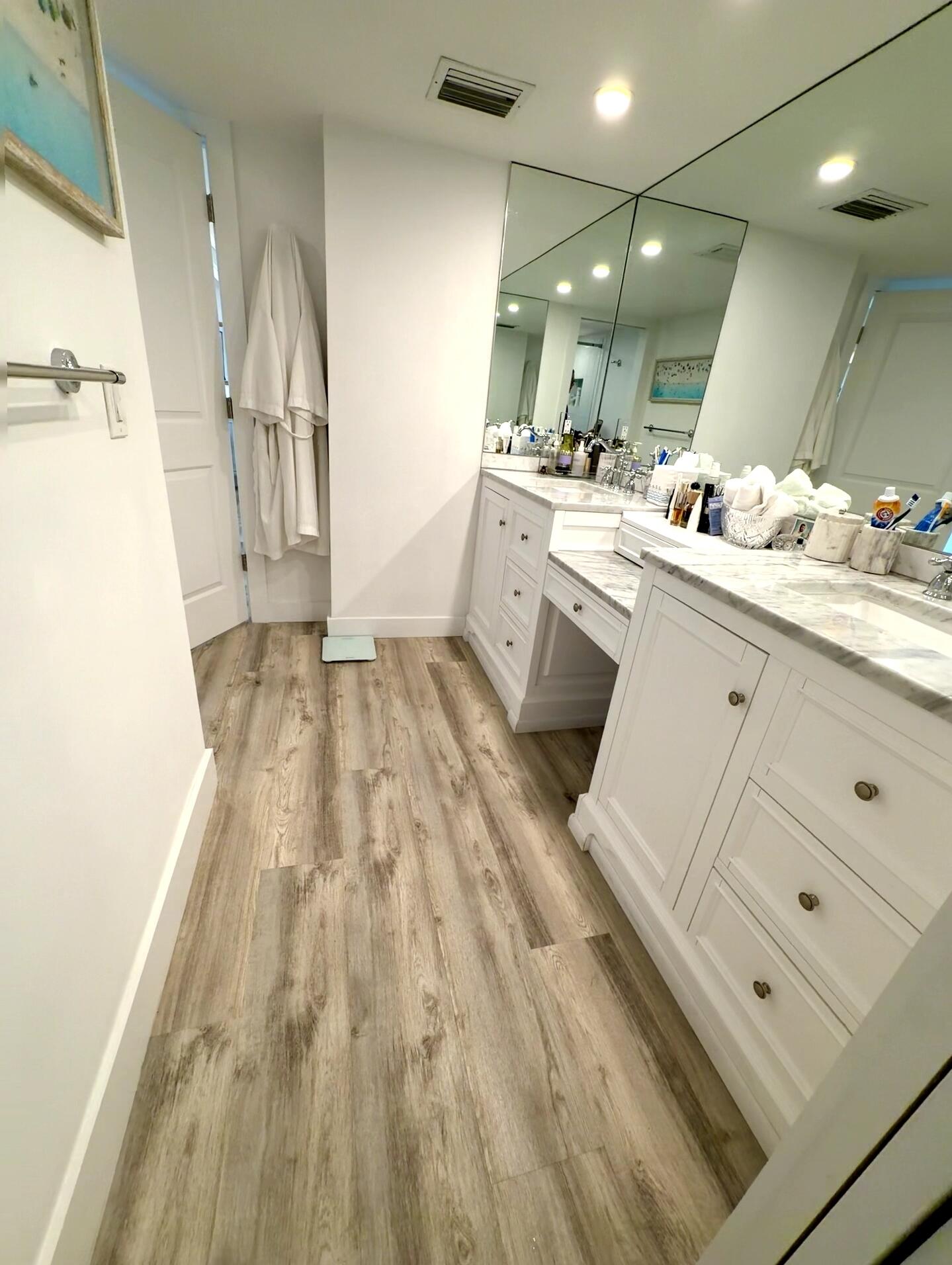 LANDS OF THE PRESIDENT CONDO 2 , - Residential