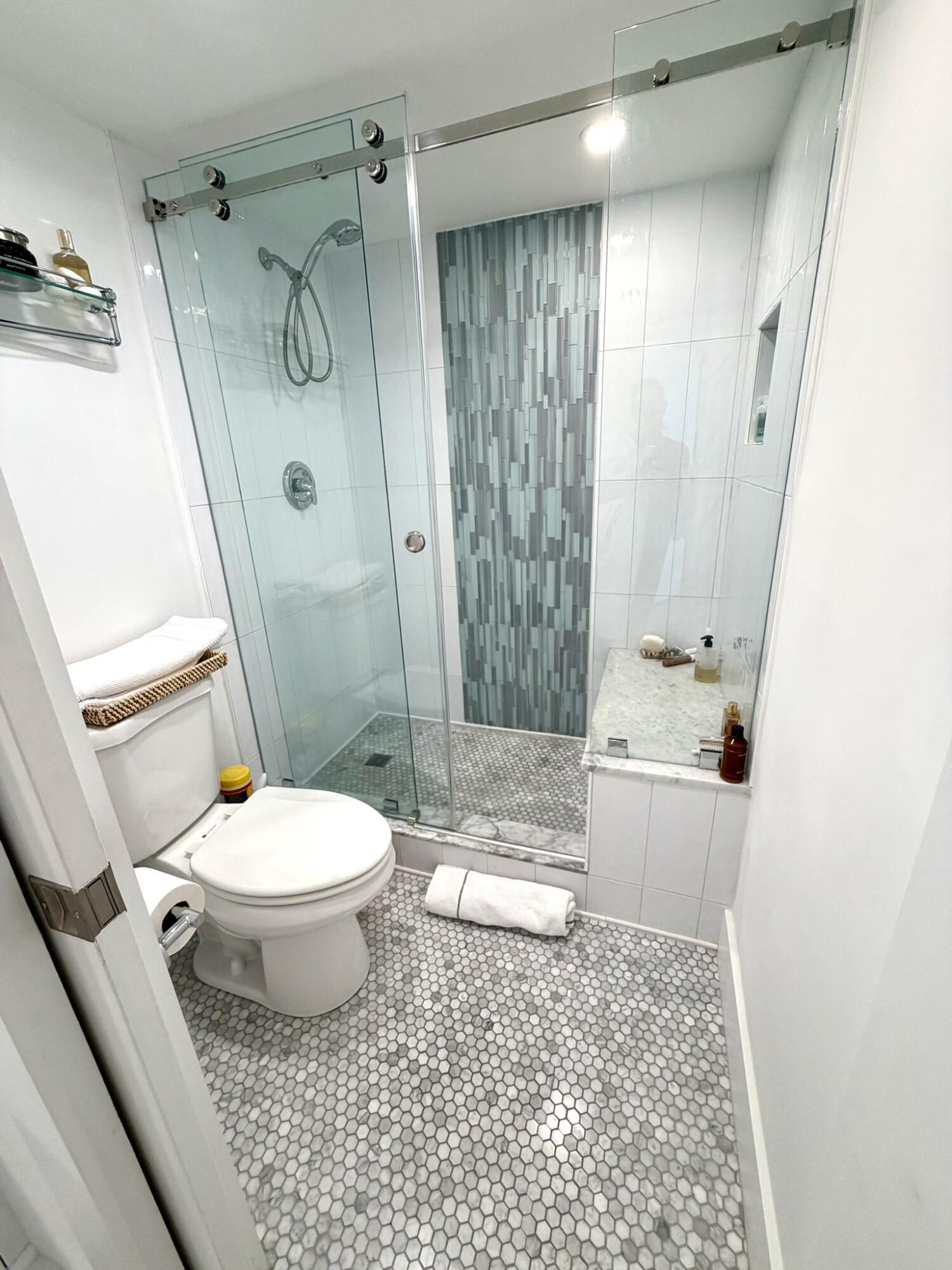 LANDS OF THE PRESIDENT CONDO 2 , - Residential