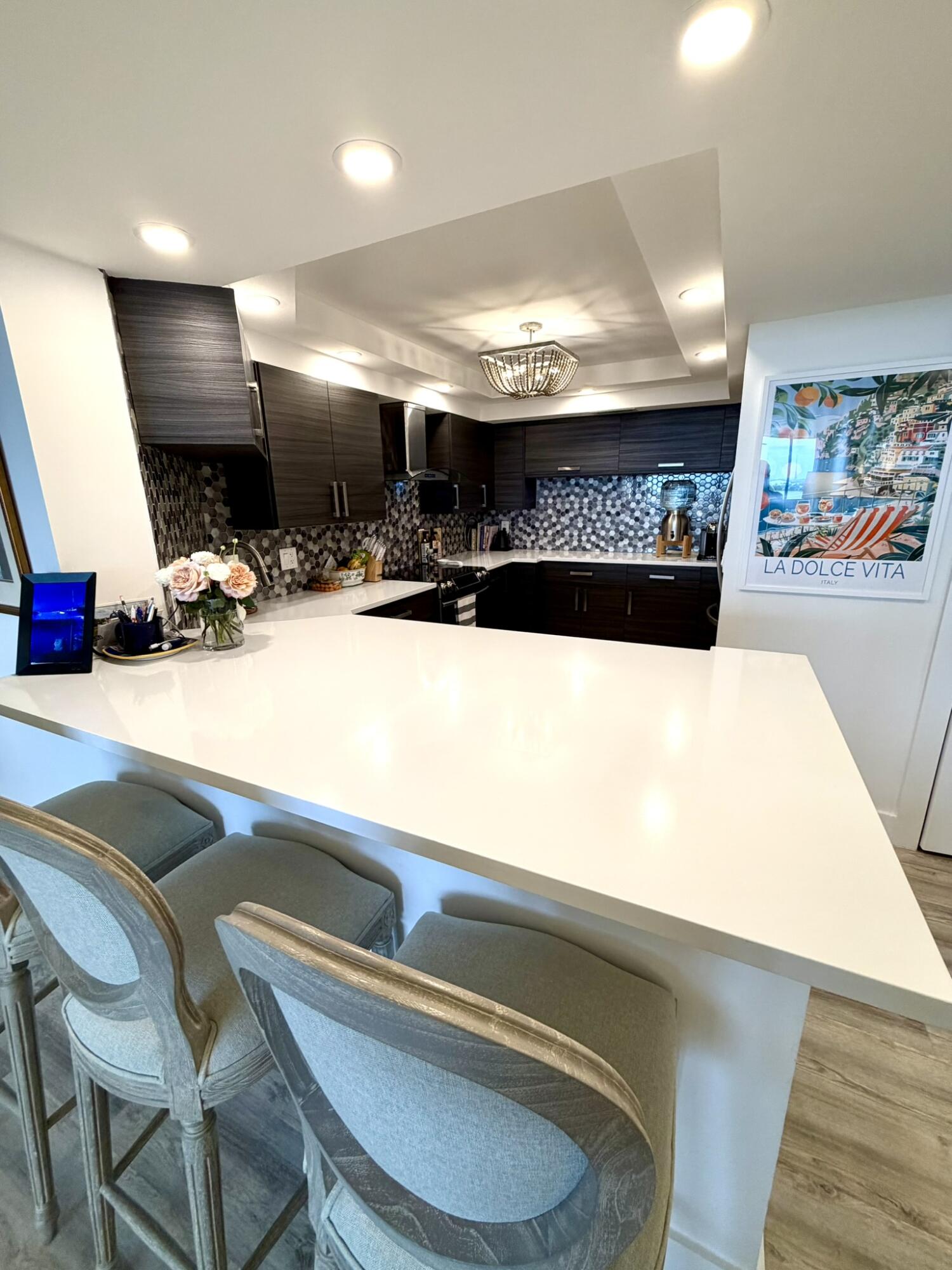 LANDS OF THE PRESIDENT CONDO 2 , - Residential