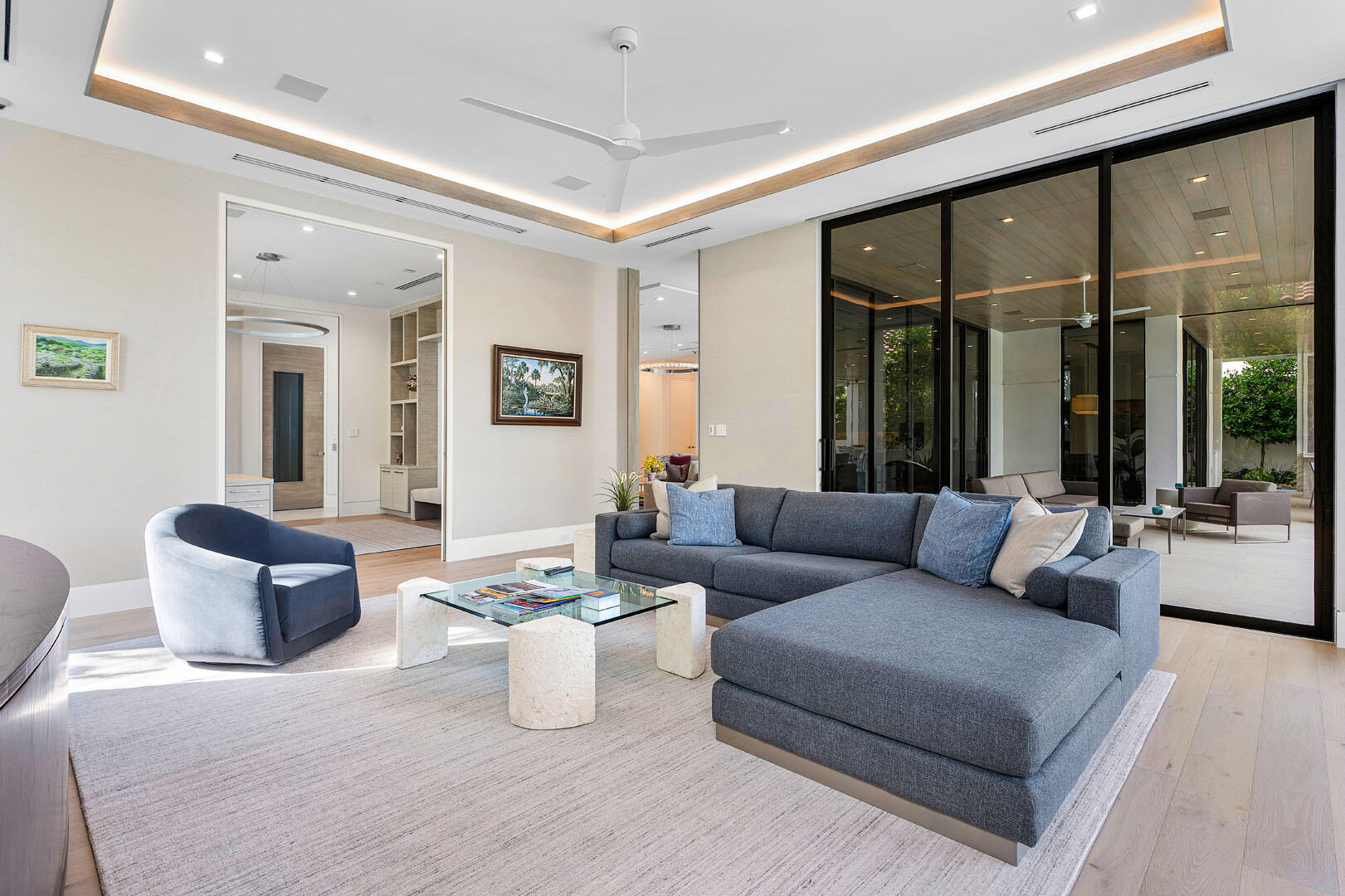 ROYAL PALM YACHT & COUNTR - Residential