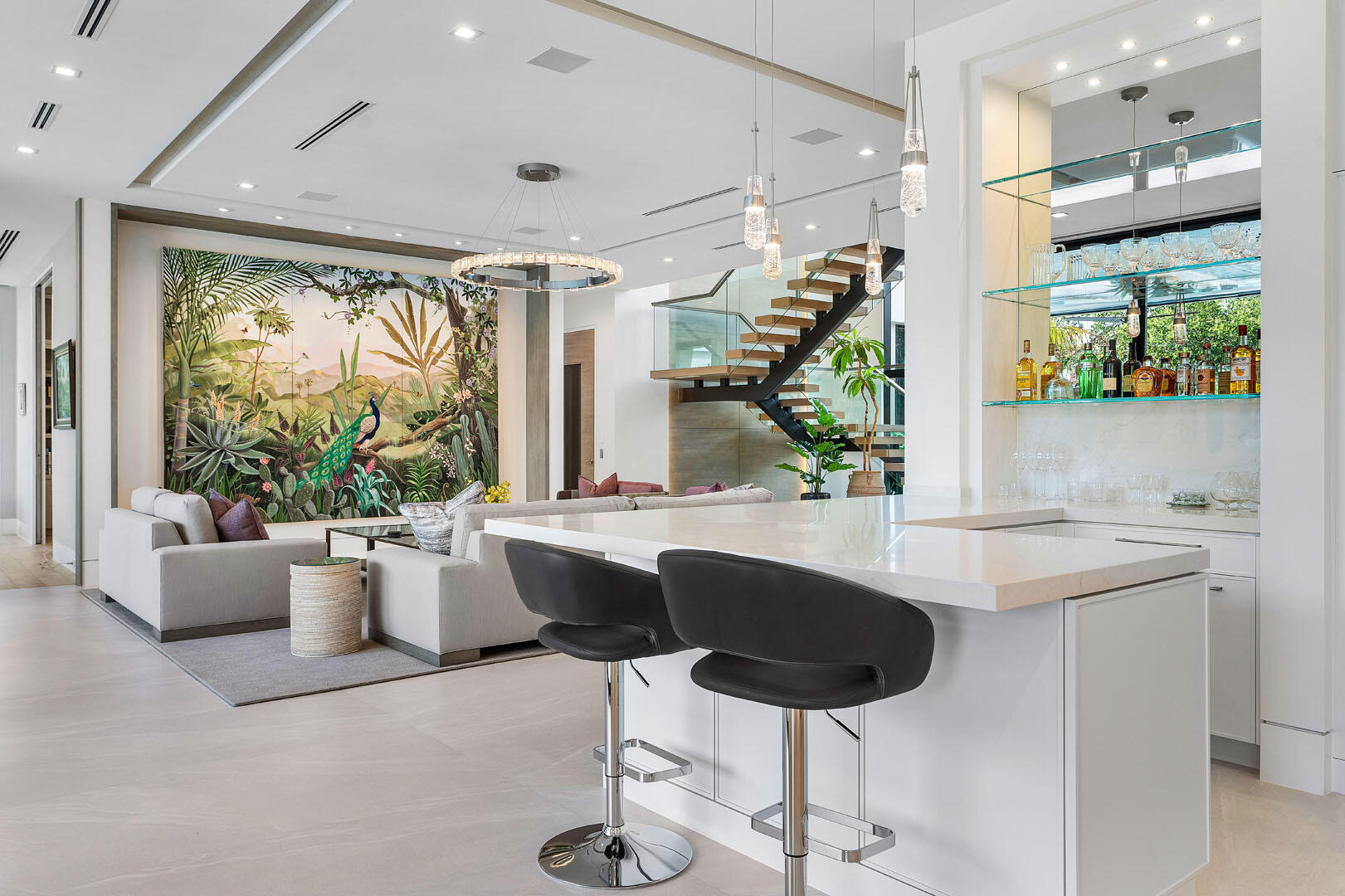 ROYAL PALM YACHT & COUNTR - Residential