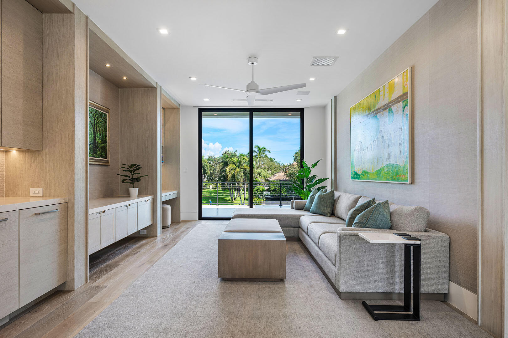 ROYAL PALM YACHT & COUNTR - Residential