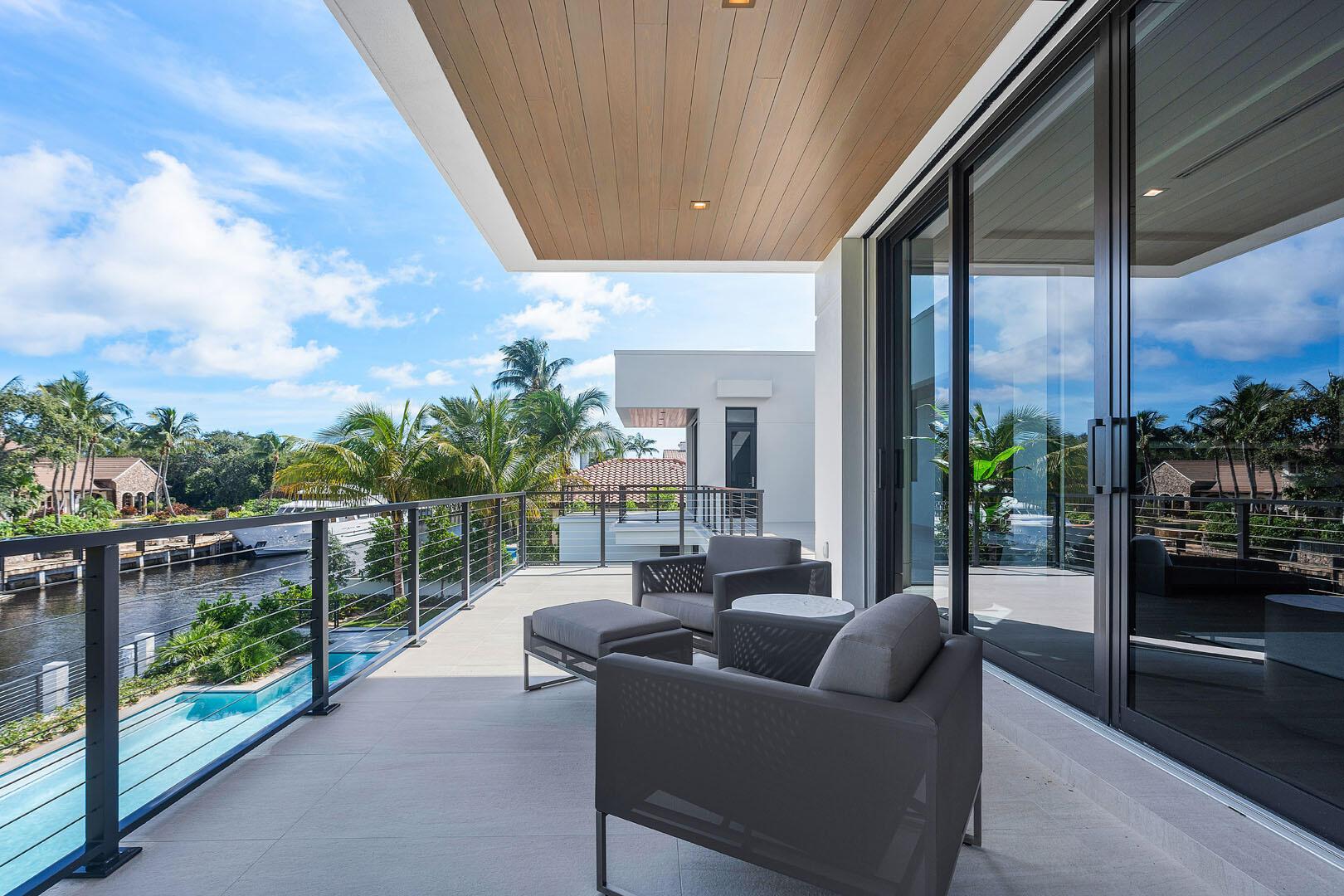 ROYAL PALM YACHT & COUNTR - Residential