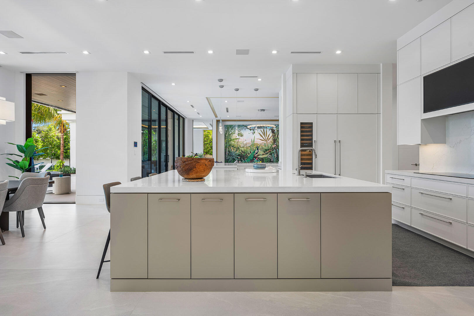 ROYAL PALM YACHT & COUNTR - Residential