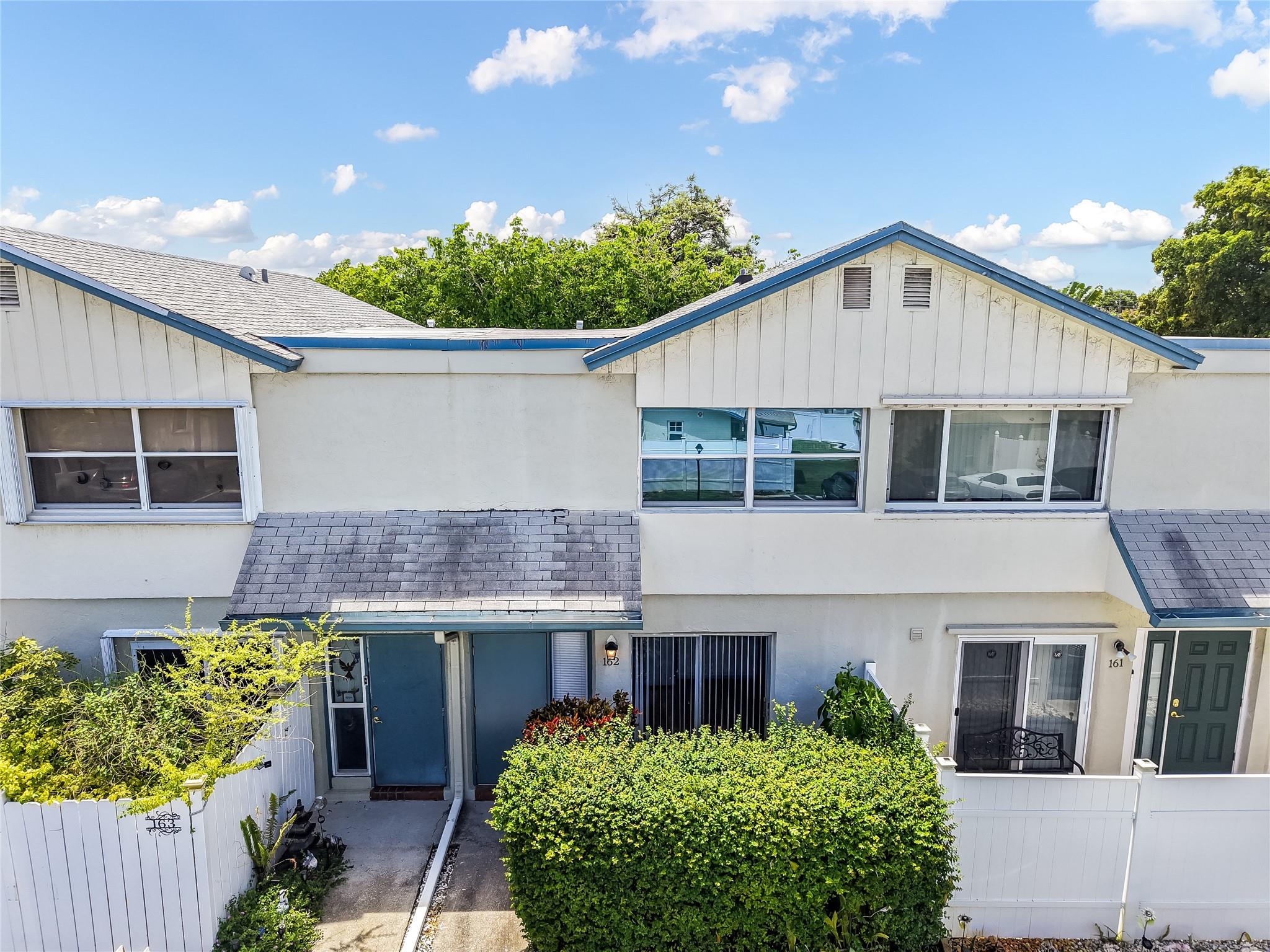 3001 NW 4th Ter