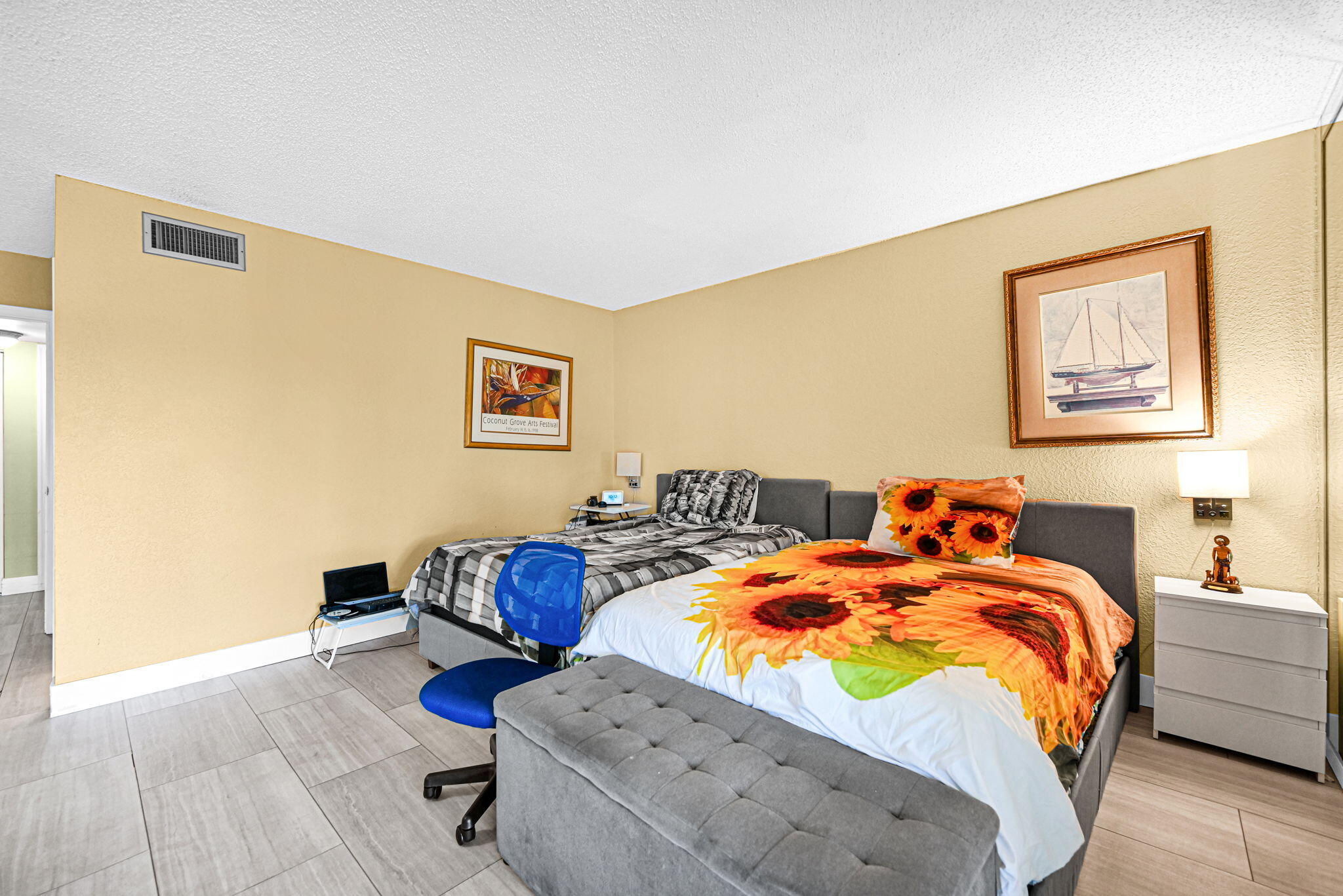 PALM LAKES CONDO - Residential