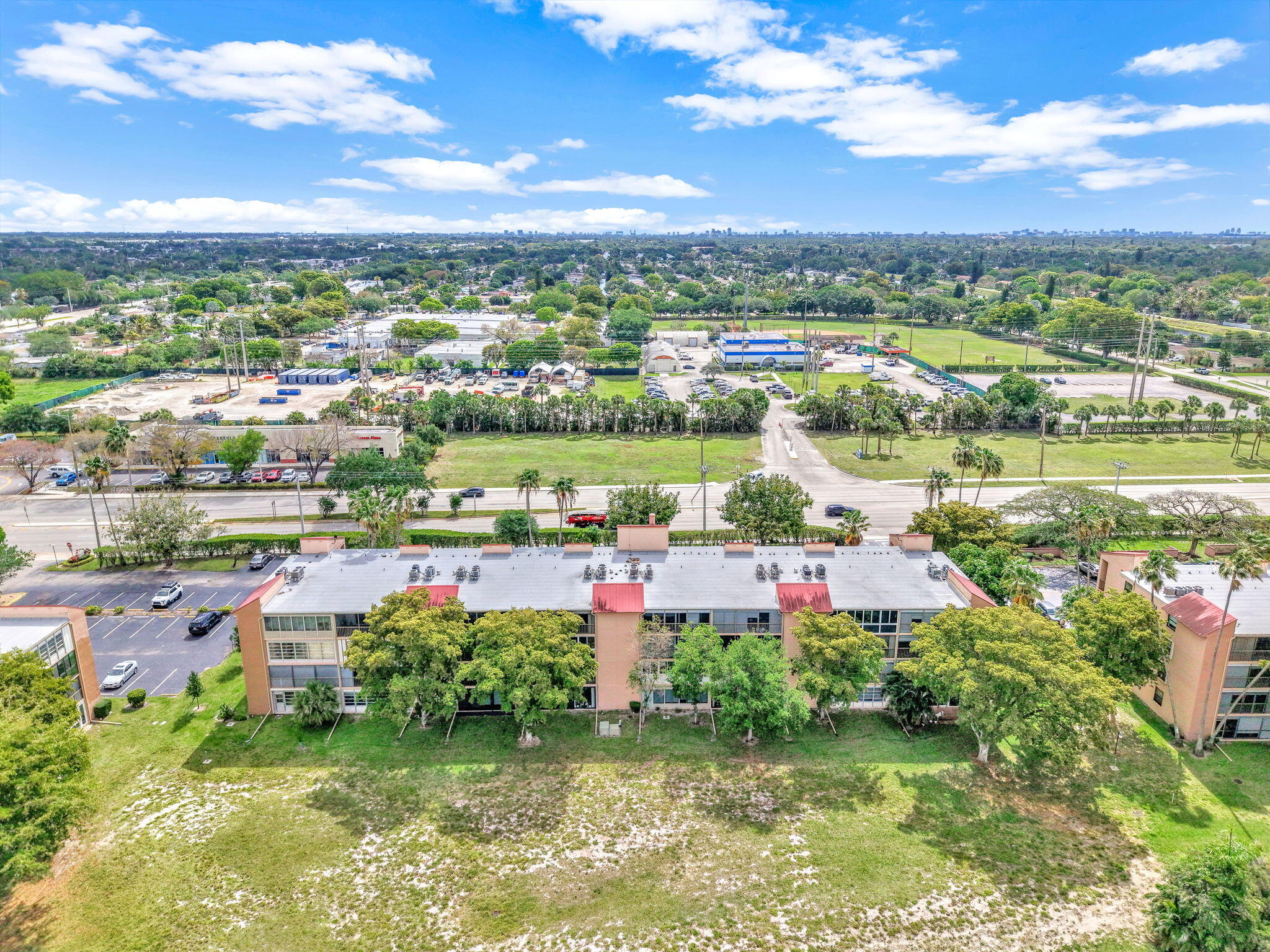 PALM LAKES CONDO - Residential