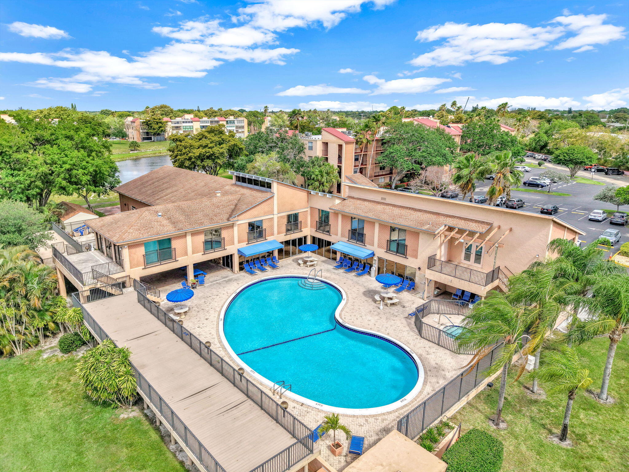 PALM LAKES CONDO - Residential