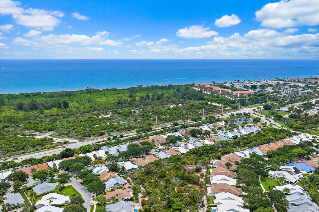 Photo of 126 Seashore Drive, Jupiter, FL 33477 (MLS # B26043998)