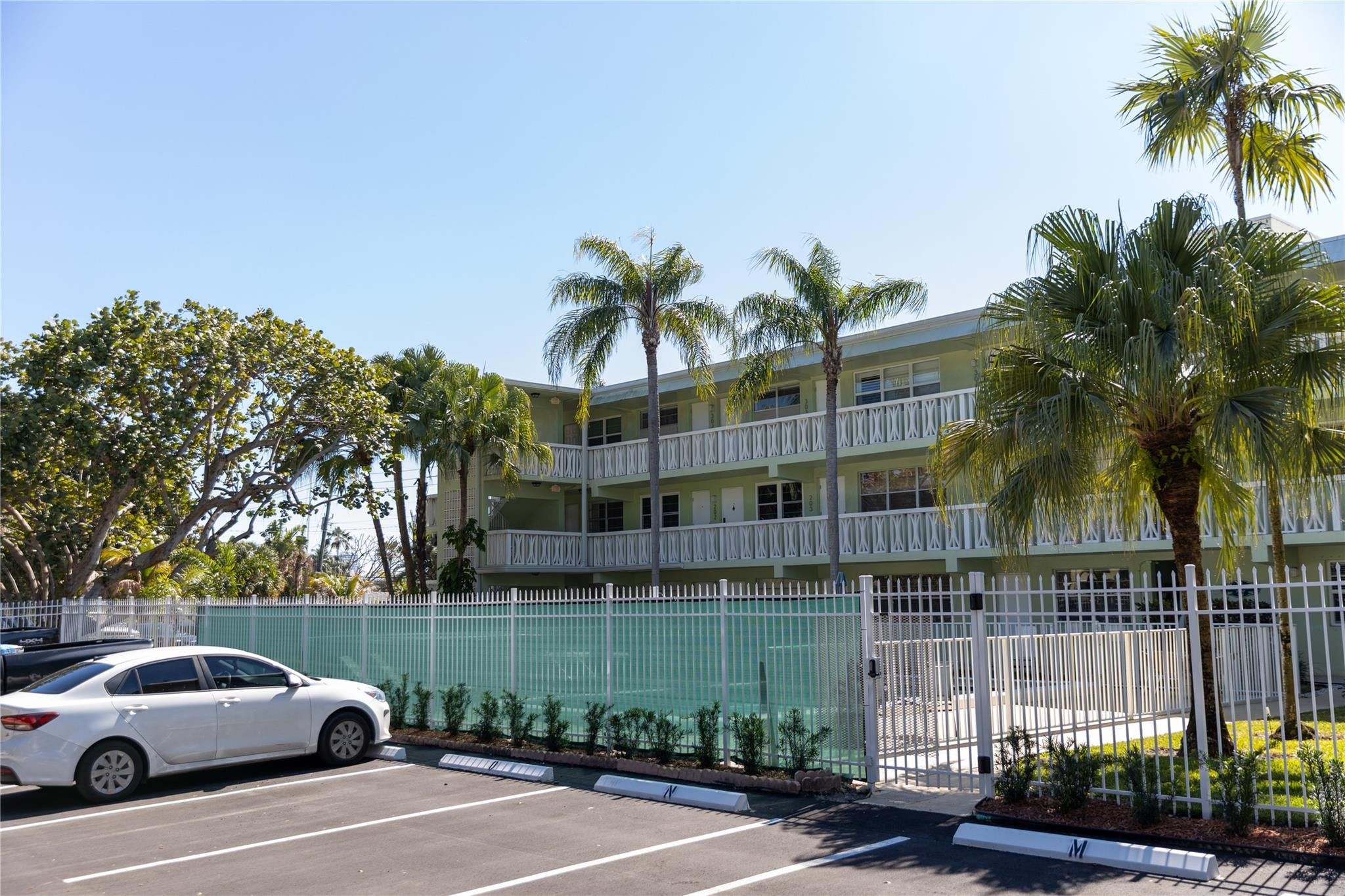 Gateway Arms Condo - Residential