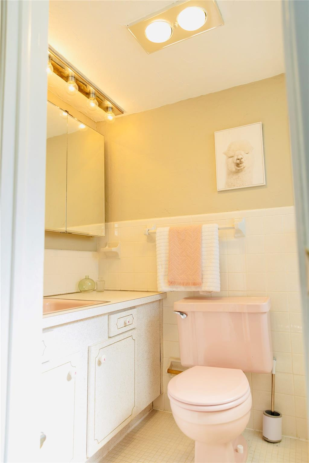 Gateway Arms Condo - Residential