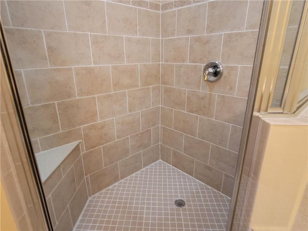 HARBOUR ISLAND - Residential