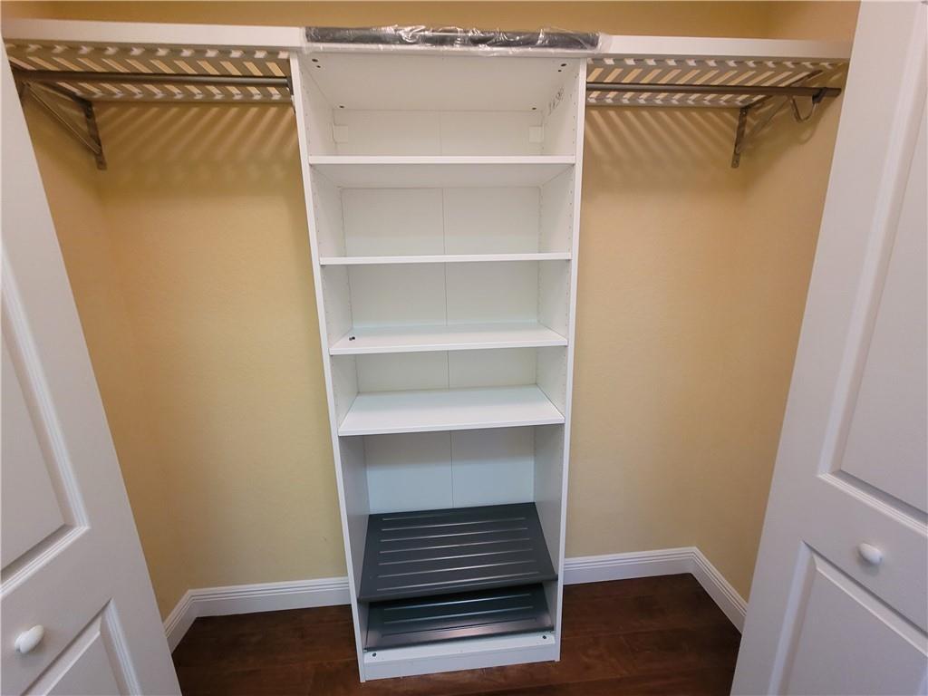 HARBOUR ISLAND - Residential