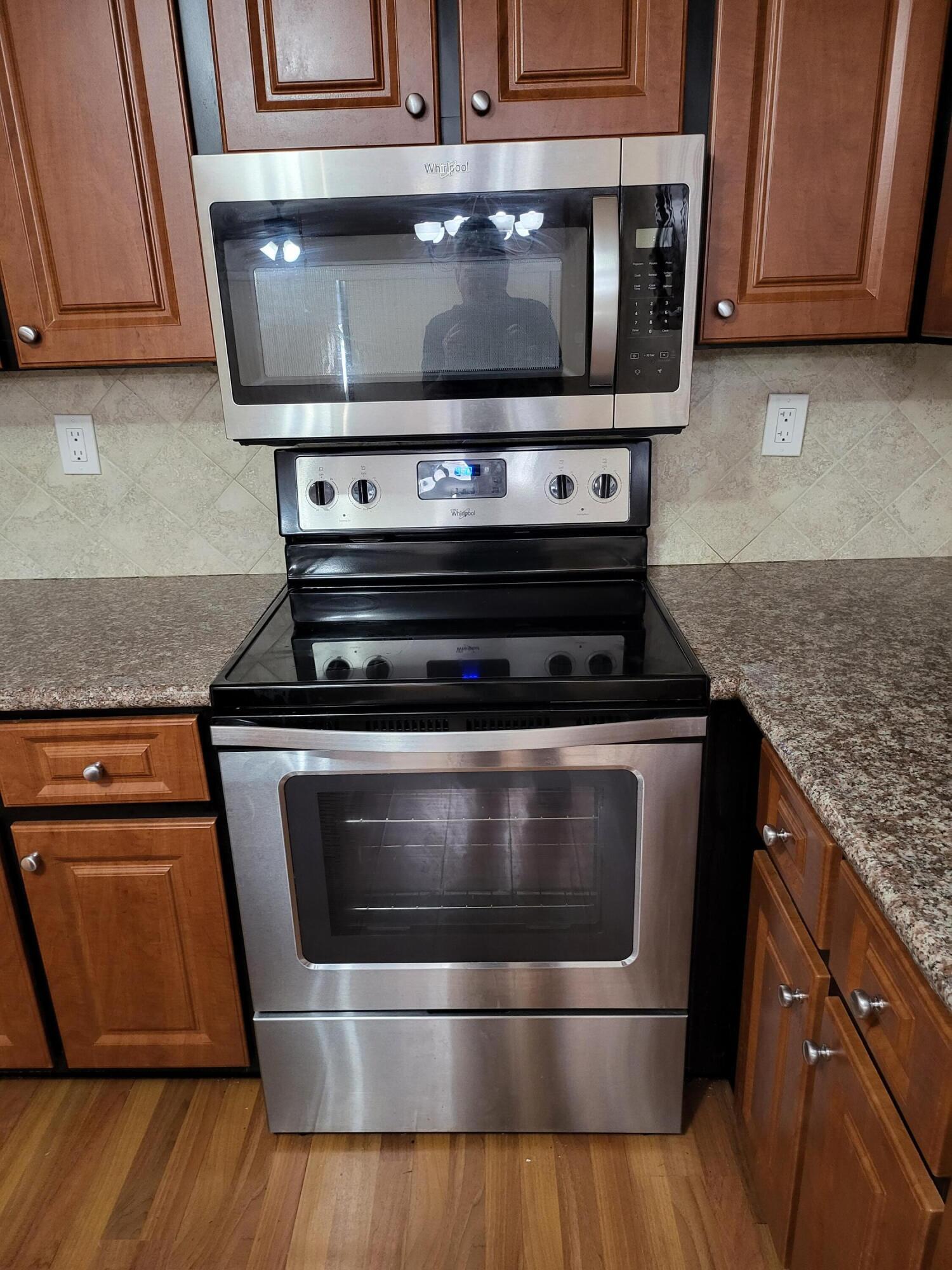 View photos, virtual tours, details... 23312 SW 53rd Avenue C