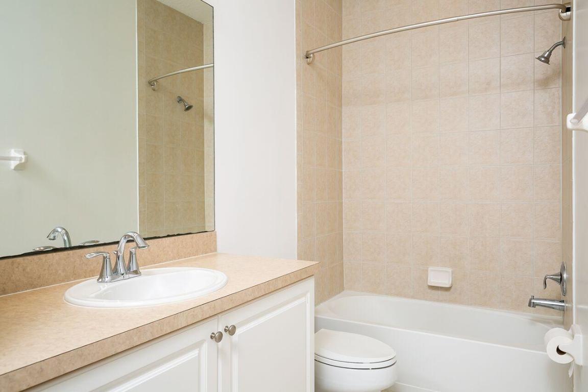 THIRD REPLAT OF PORTOFINO ISLES - Residential