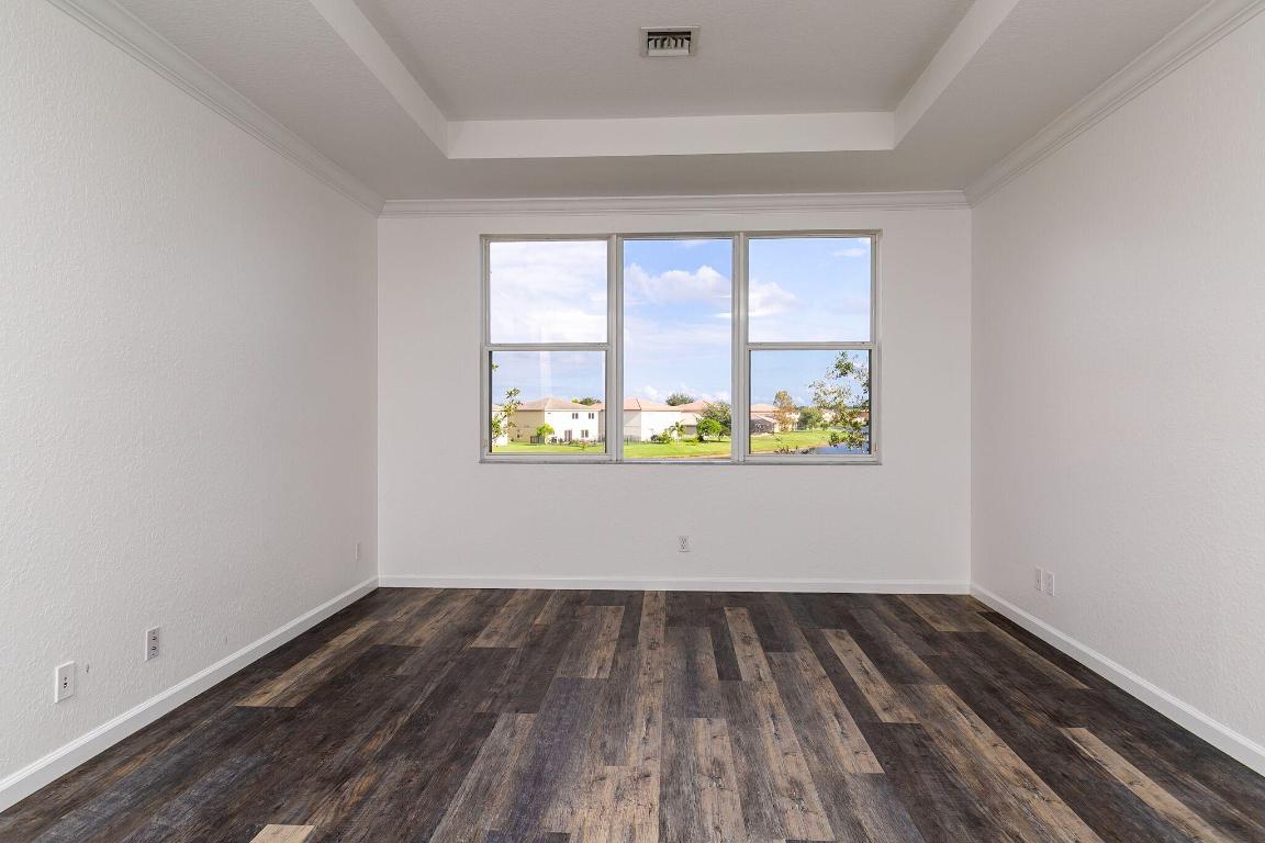 THIRD REPLAT OF PORTOFINO ISLES - Residential