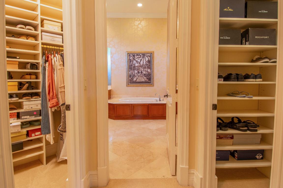 TESORO PLAT NO 4 - Residential Lease