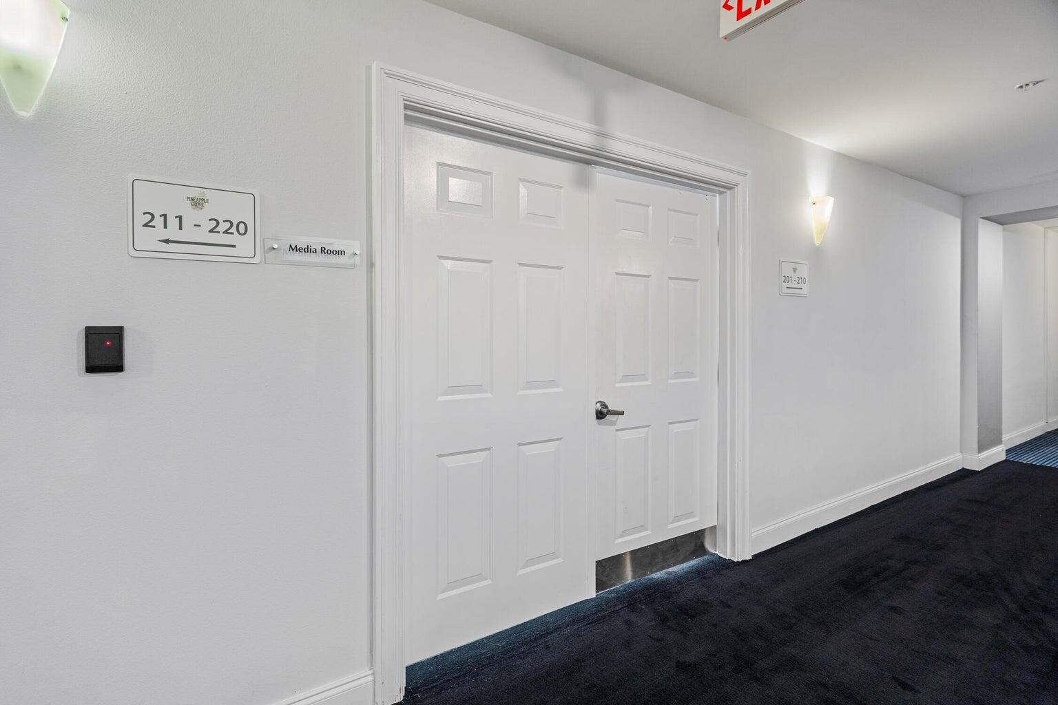 PINEAPPLE GROVE VILLAGE C - Residential Lease