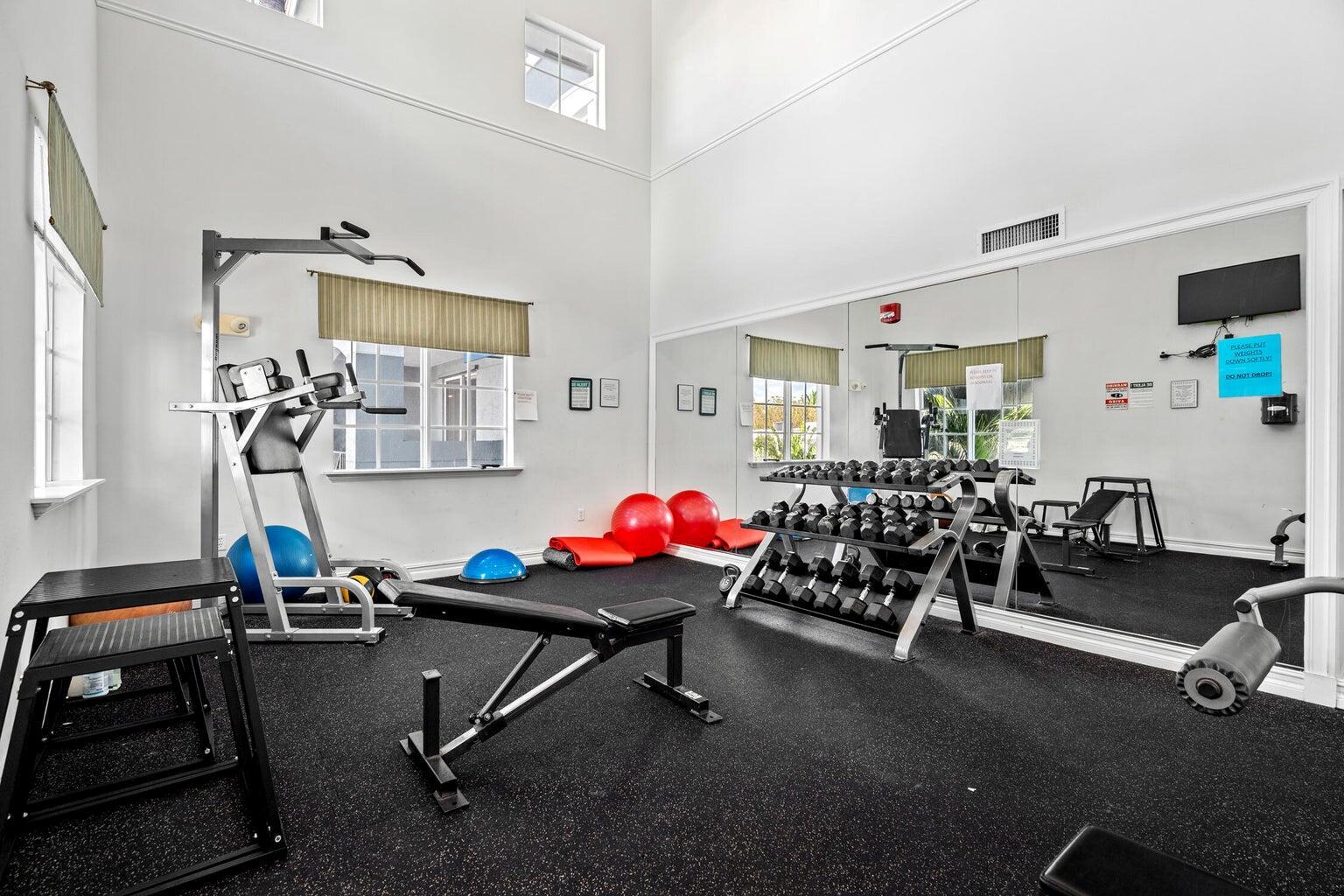PINEAPPLE GROVE VILLAGE C - Residential Lease