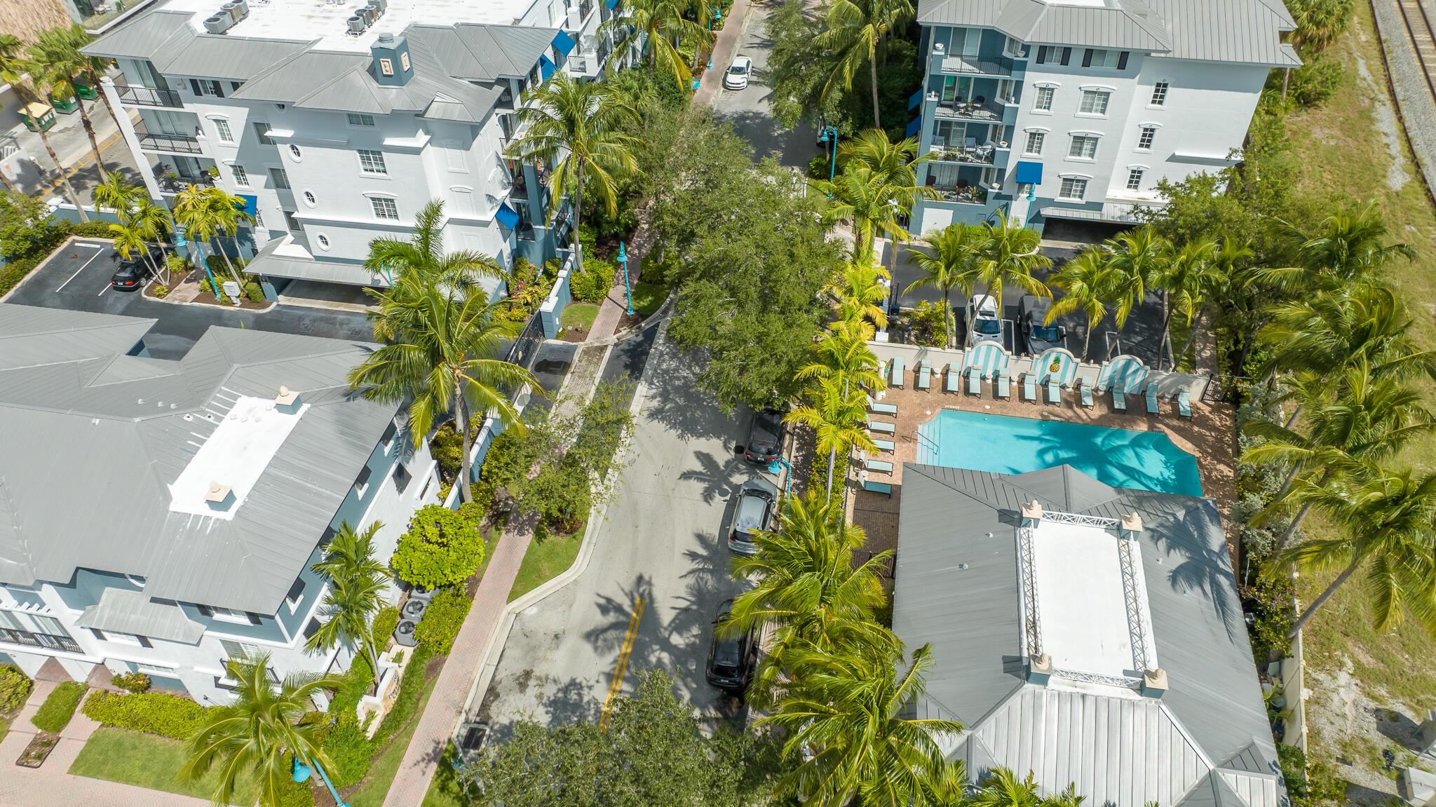 PINEAPPLE GROVE VILLAGE C - Residential Lease