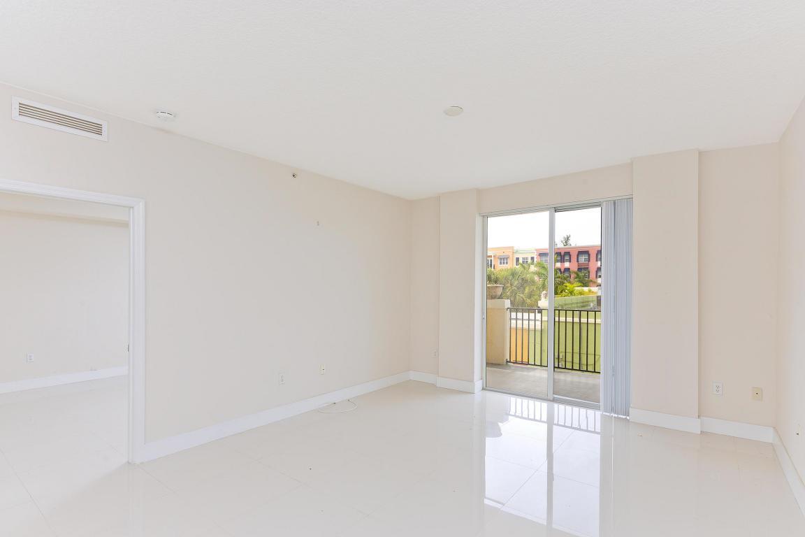 PINEAPPLE GROVE VILLAGE C - Residential Lease