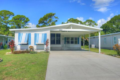 A home in Barefoot Bay