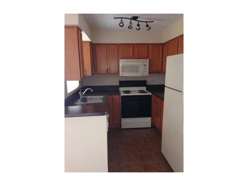 SOUTH PALM PLACE - Residential
