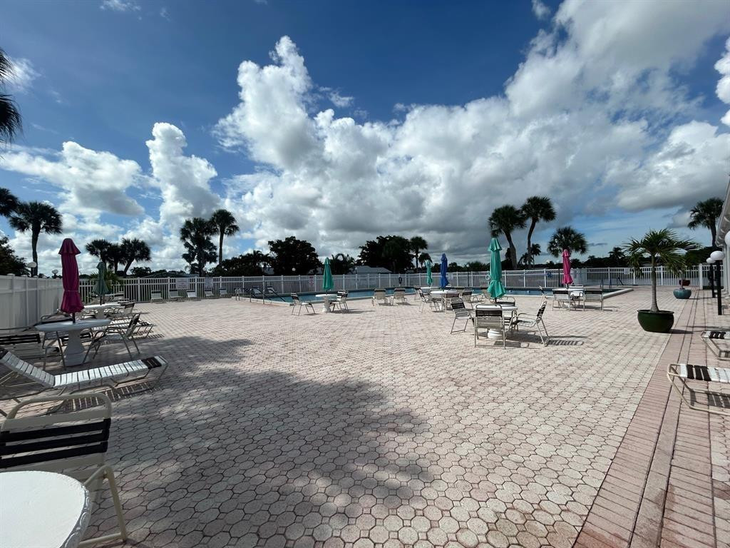 Delray Villas 05 - Residential Lease