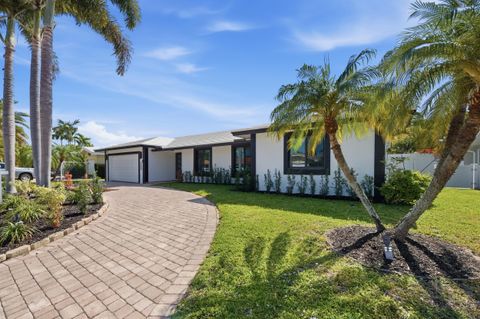 Tiny photo for 6600 NE 21st Terrace, Fort Lauderdale, FL 33308 (MLS # B26027386)