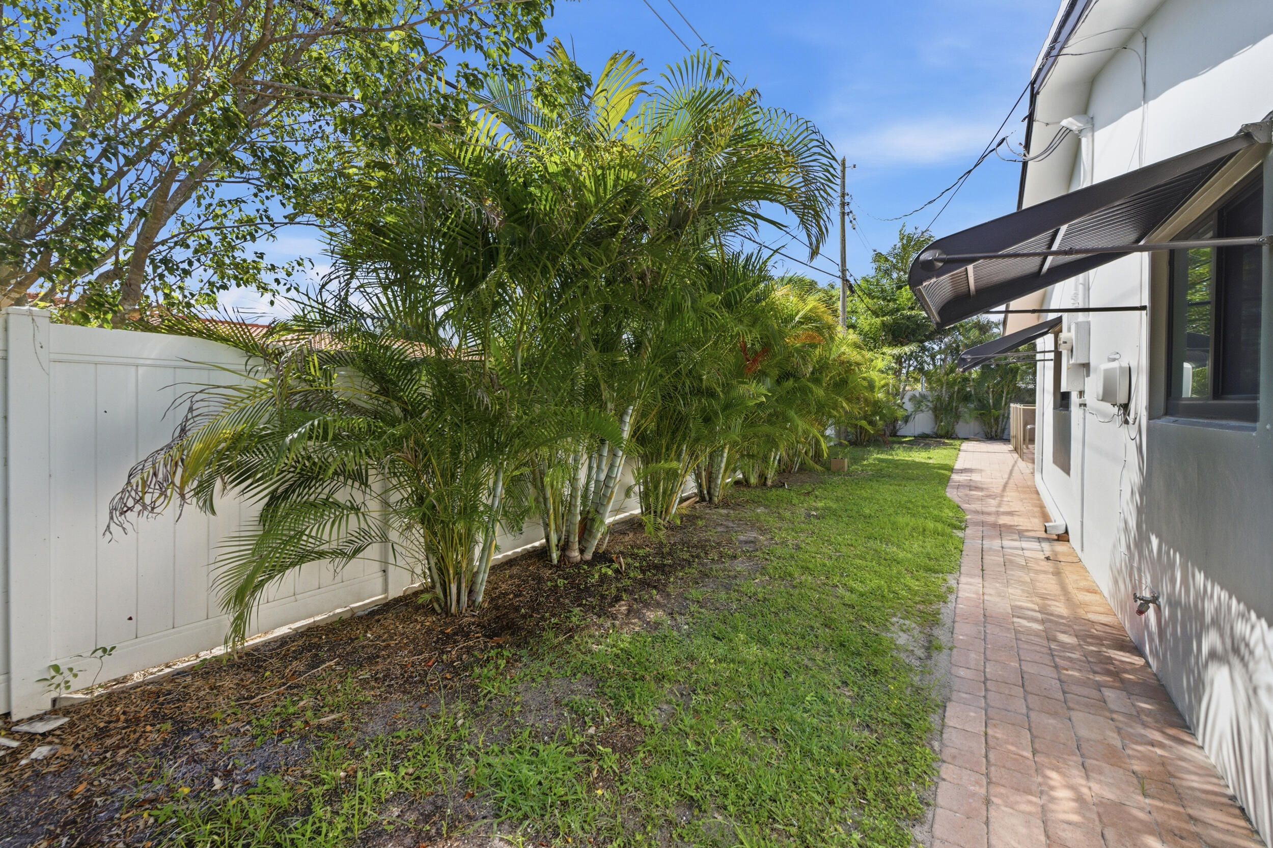 IMPERIAL POINT 5 SEC - Residential