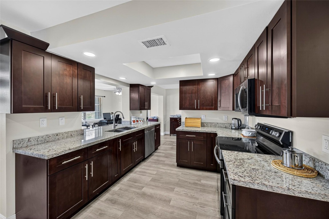 Mainlands Of Tamarac Lake - Residential