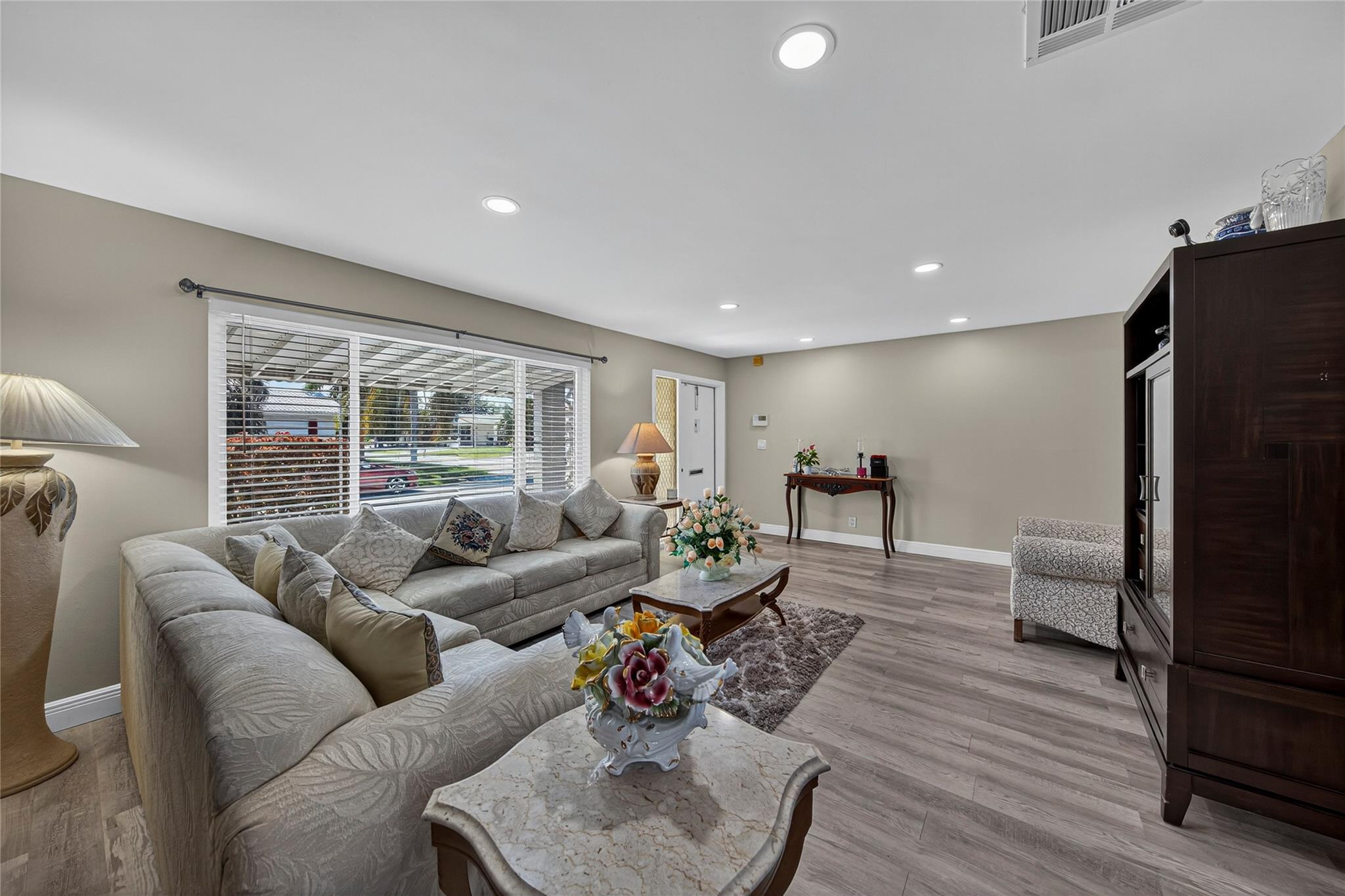 Mainlands Of Tamarac Lake - Residential