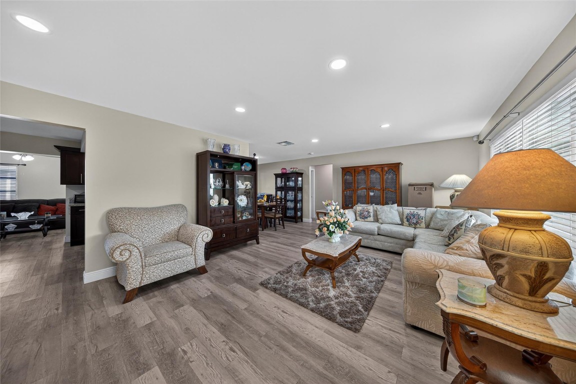 Mainlands Of Tamarac Lake - Residential