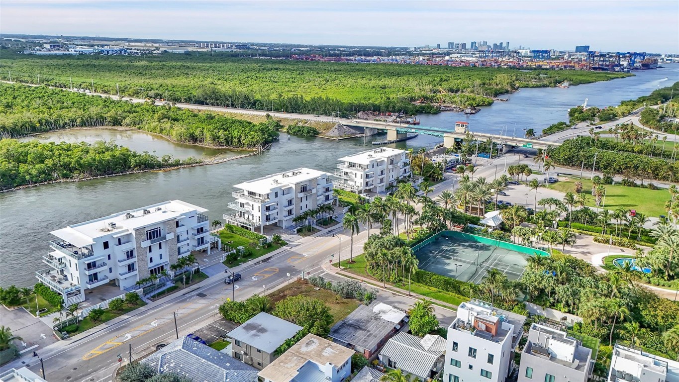HOLLYWOOD CENTRAL BEACH - Land