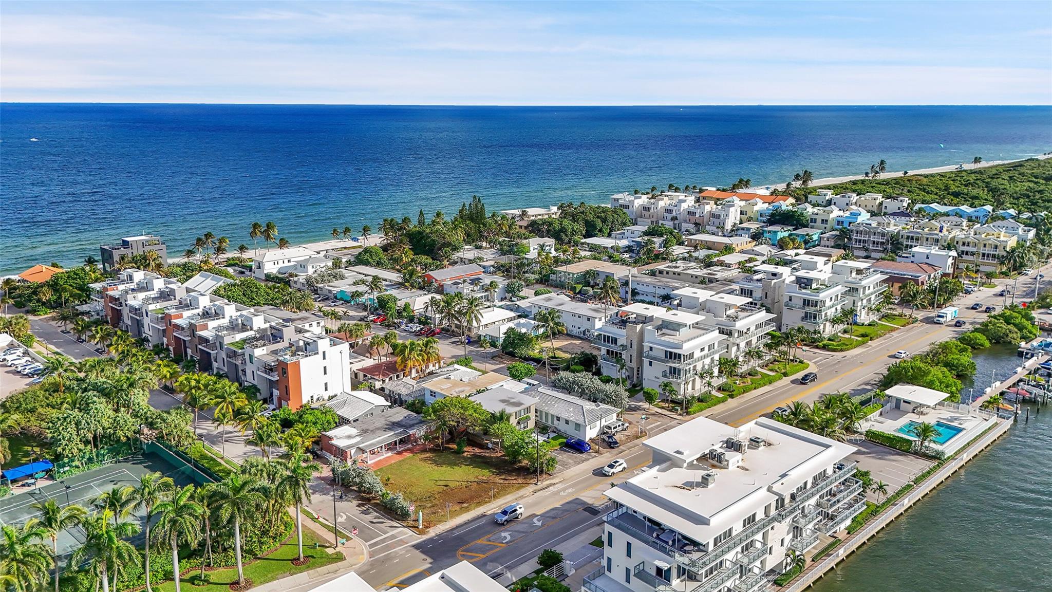 HOLLYWOOD CENTRAL BEACH - Land